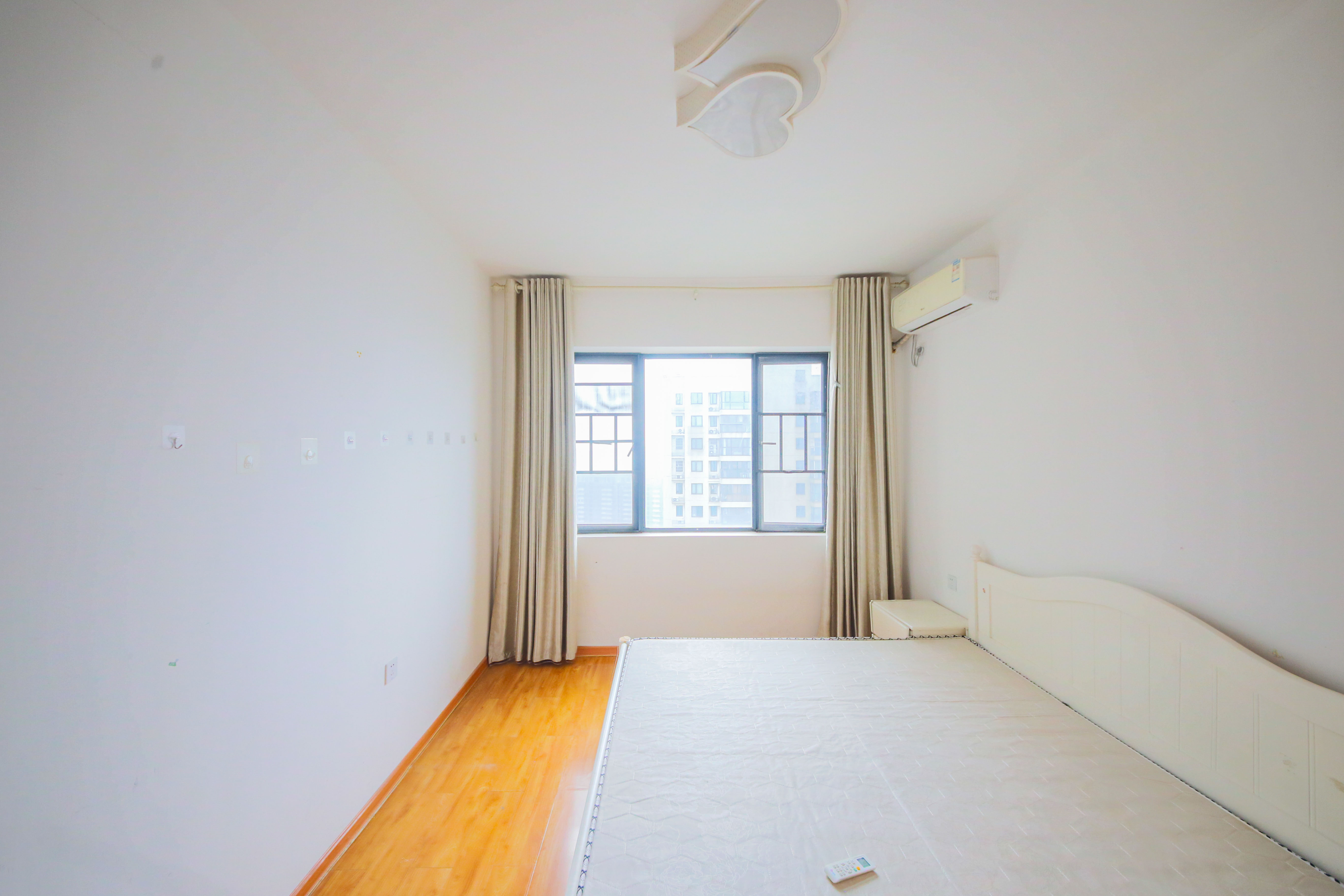 丽水熙园  3室2厅2卫    99.8万卧室