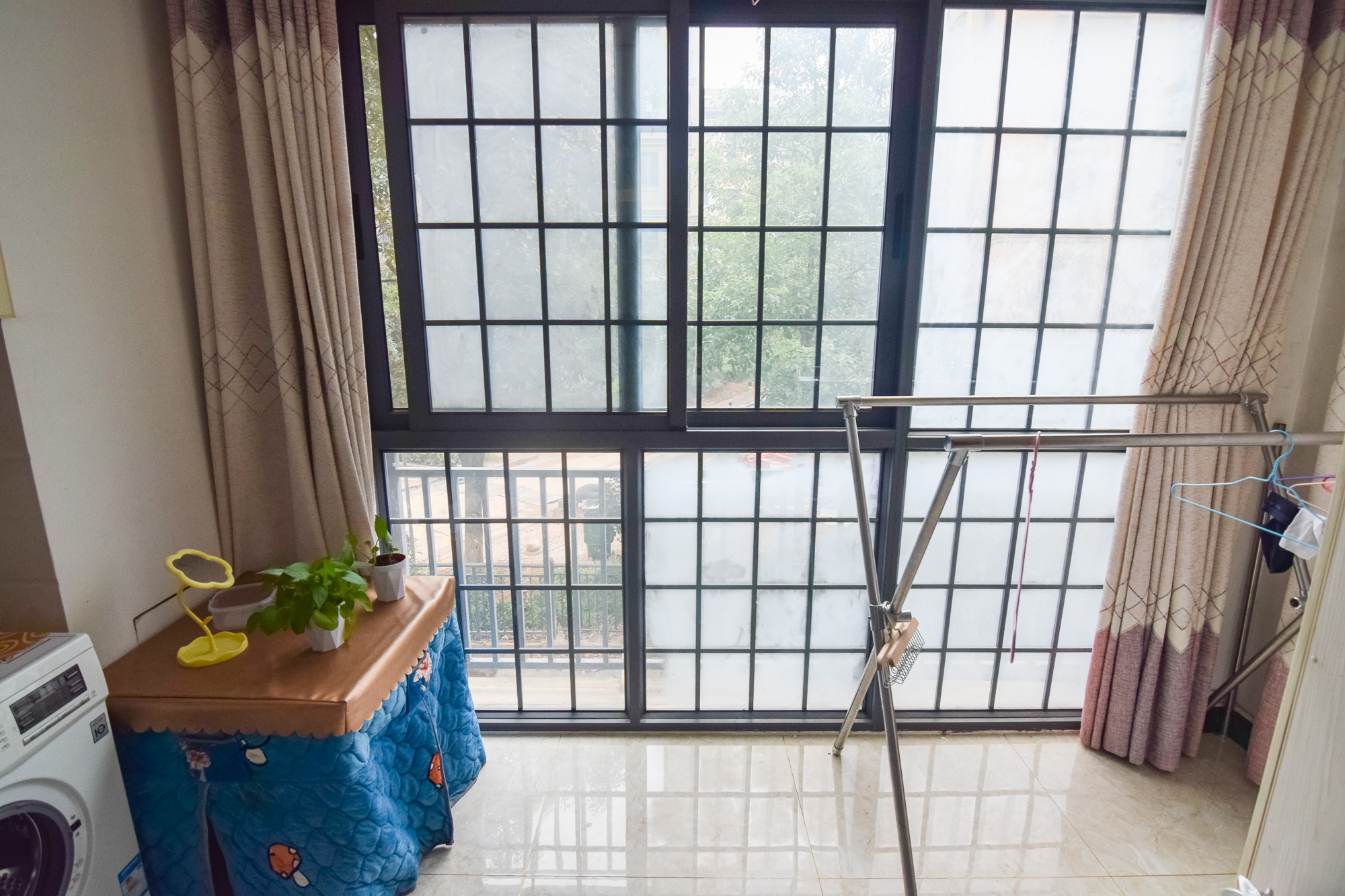 澳海月亮湾 3室2厅1卫 76.8万 澳海月亮湾 3室2厅1卫 76.8万阳台