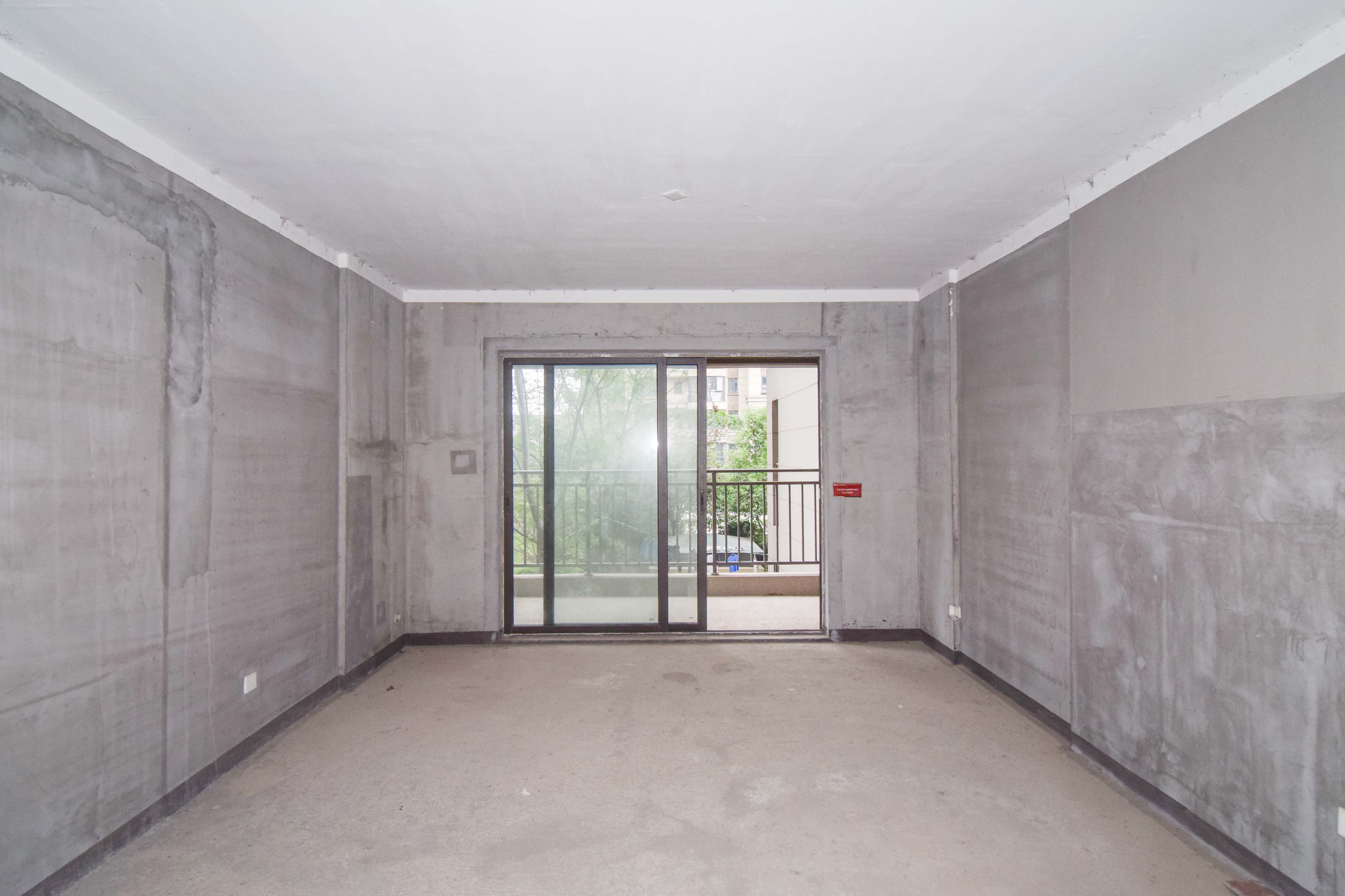 华润桃源里 4室2厅2卫 61.8万 华润桃源里 4室2厅2卫 61.8万客厅