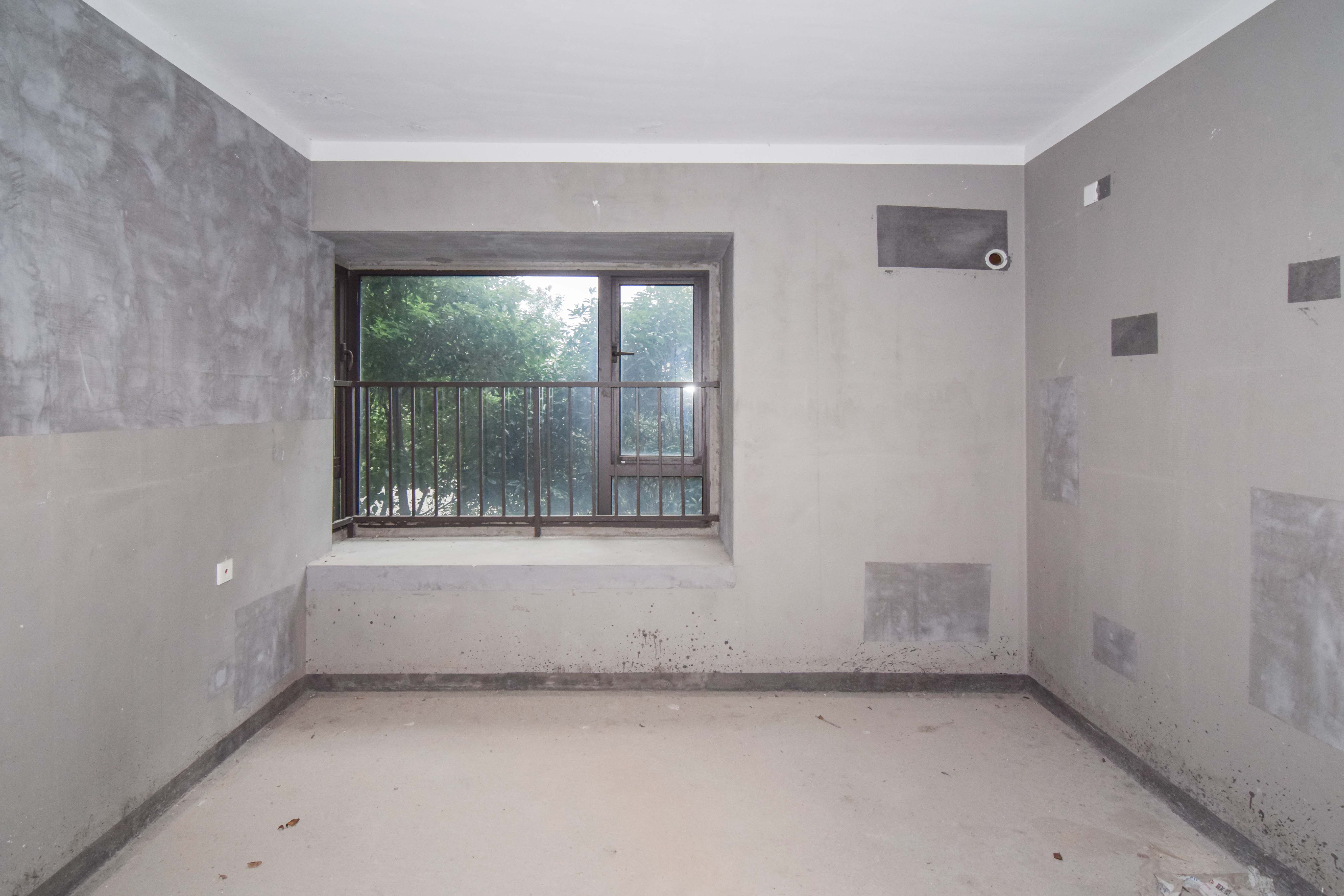 华润桃源里 4室2厅2卫 61.8万 华润桃源里 4室2厅2卫 61.8万卧室