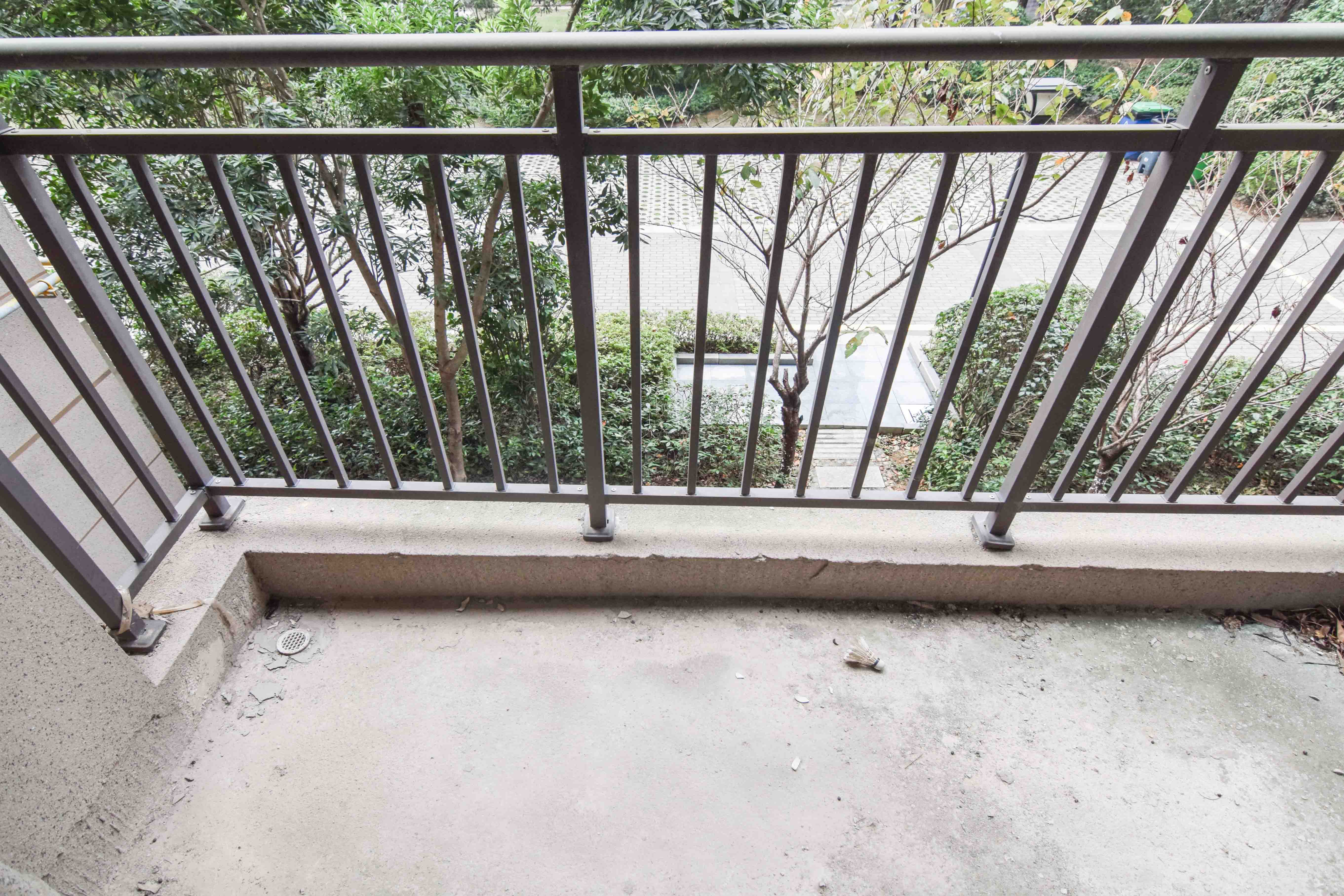 华润桃源里 4室2厅2卫 61.8万 华润桃源里 4室2厅2卫 61.8万阳台