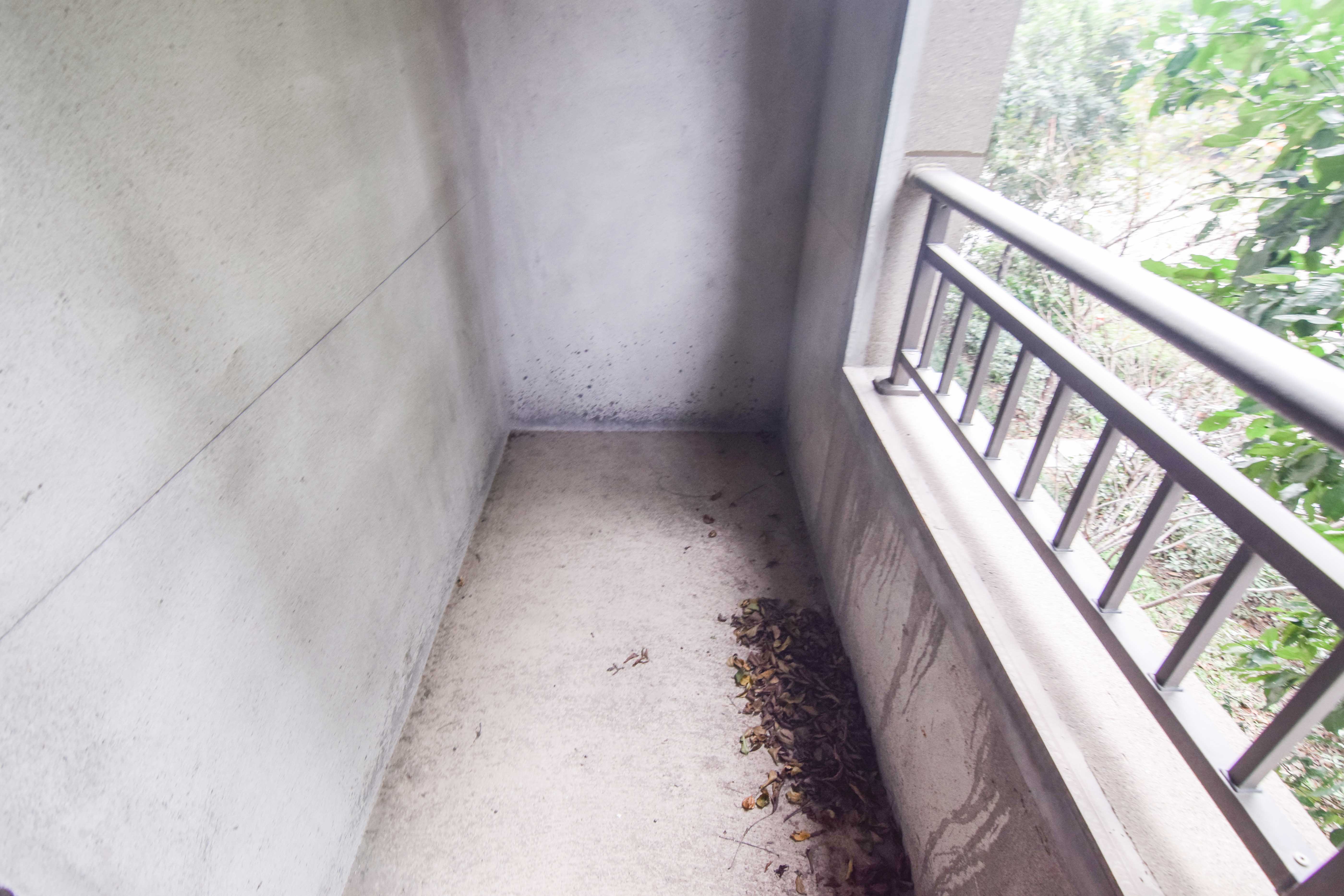 华润桃源里 4室2厅2卫 61.8万 华润桃源里 4室2厅2卫 61.8万阳台