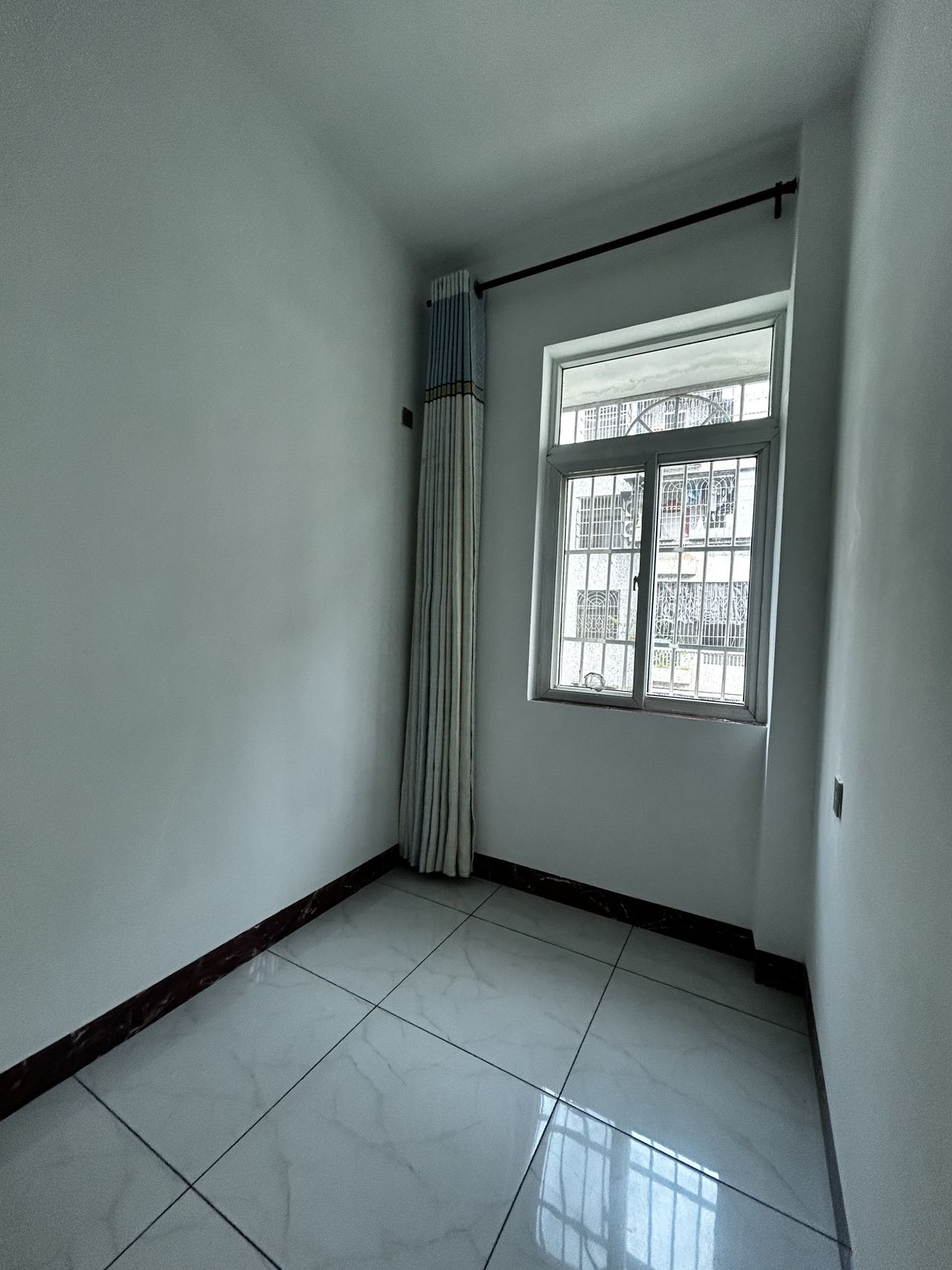 海轮宿舍北区(板桥路3号) 3室1厅1卫 78.0万 海轮宿舍北区(板桥路3号) 3室1厅1卫 78.0万室内图