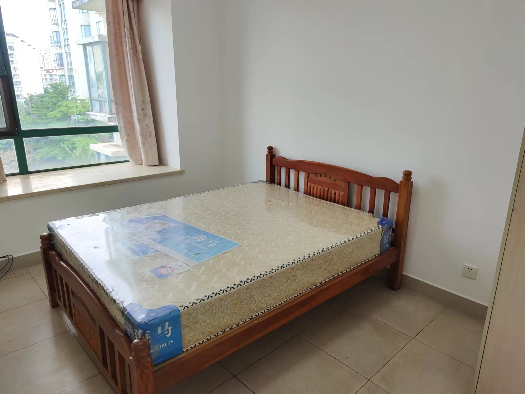 金外滩 4室2厅2卫 4000.0元/月 金外滩 4室2厅2卫 4000.0元/月室内图