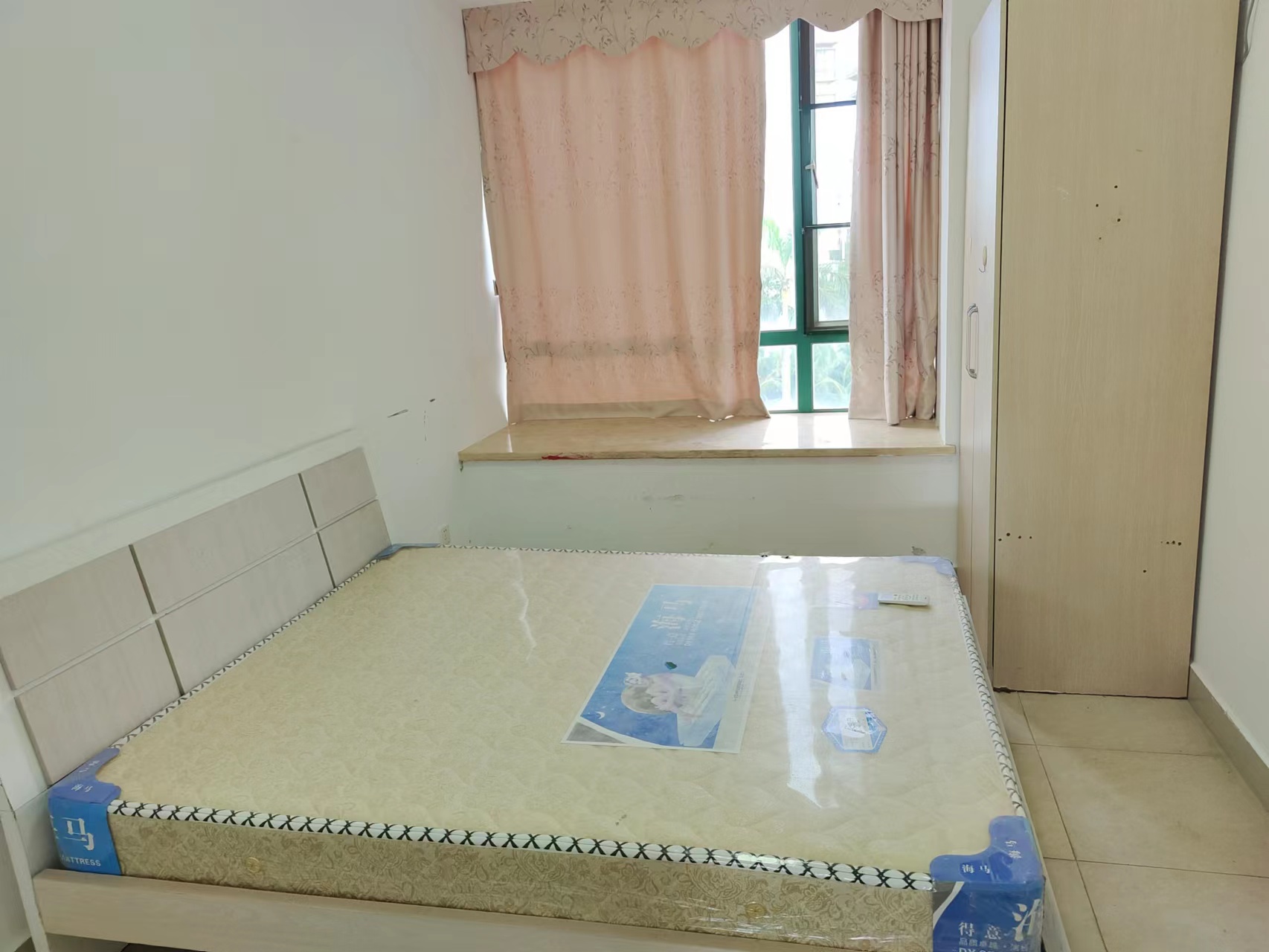 金外滩 4室2厅2卫 4000.0元/月 金外滩 4室2厅2卫 4000.0元/月室内图