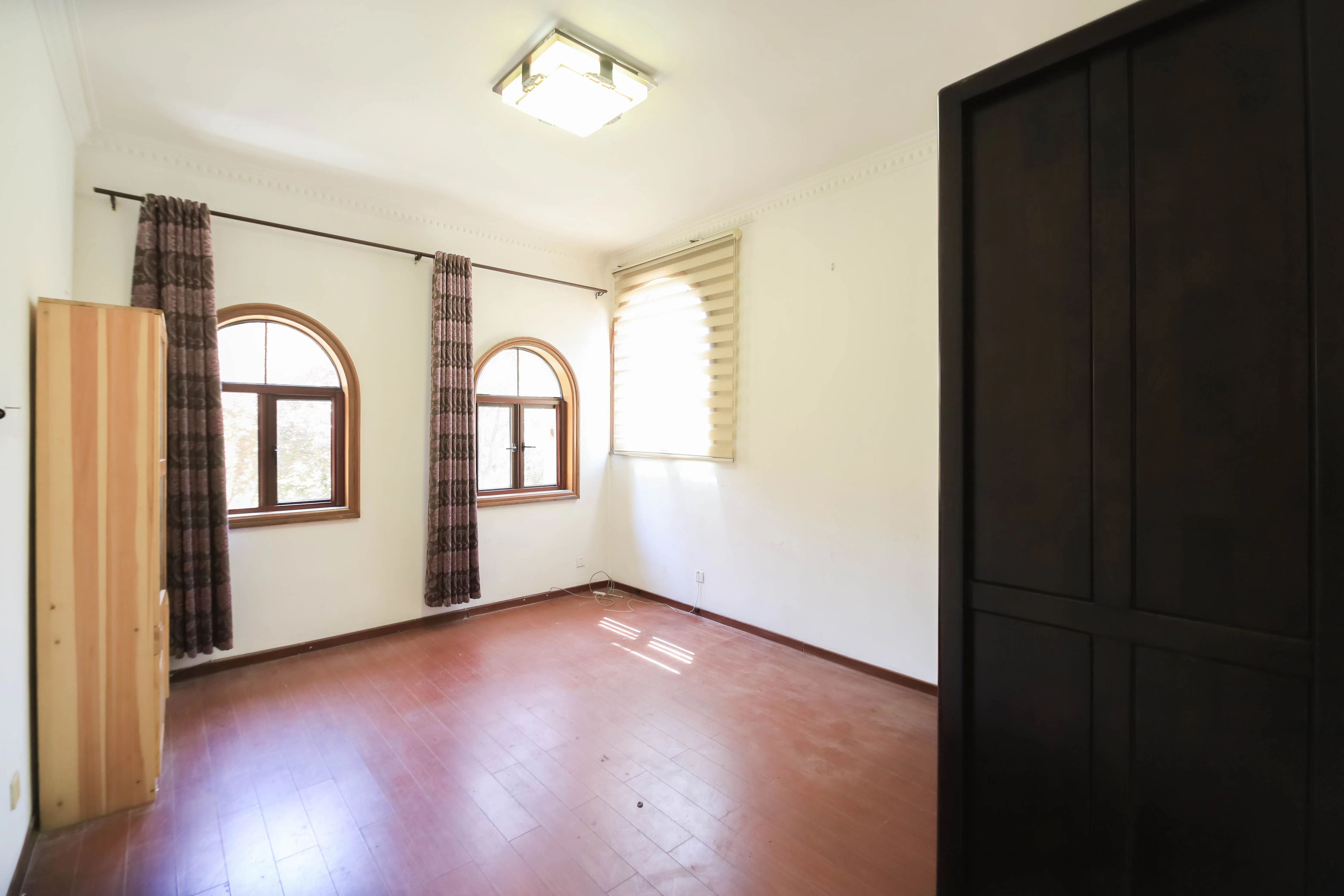 托斯卡纳洋房高层 3室2厅2卫 4500.0元/月 托斯卡纳洋房高层 3室2厅2卫 4500.0元/月室内图