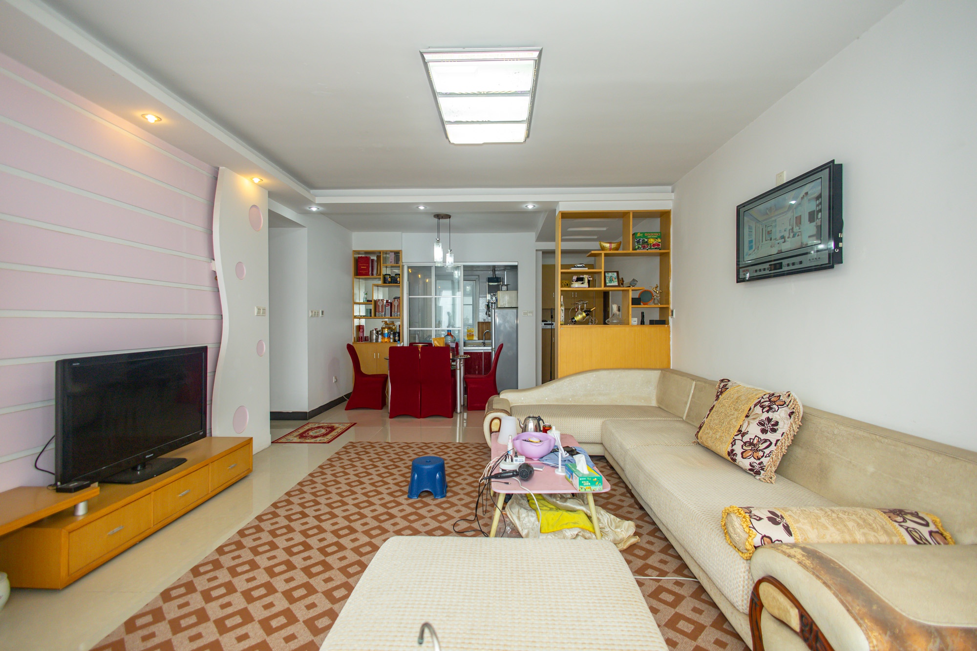 时代星城 3室2厅2卫 63.0万 时代星城 3室2厅2卫 63.0万客厅