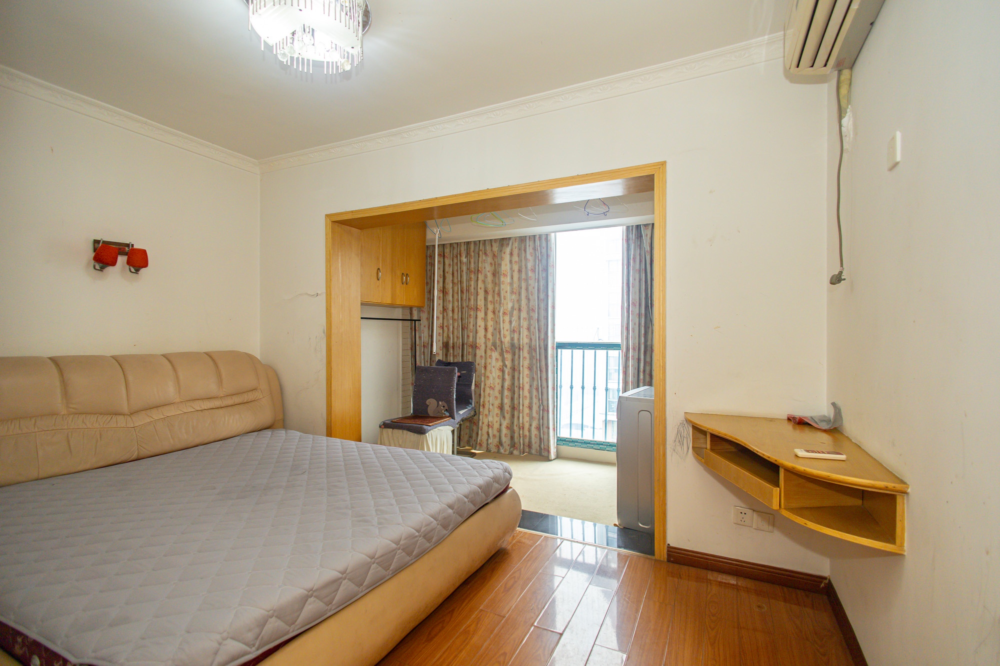 蝴蝶谷 2室2厅1卫 50.0万 蝴蝶谷 2室2厅1卫 50.0万卧室