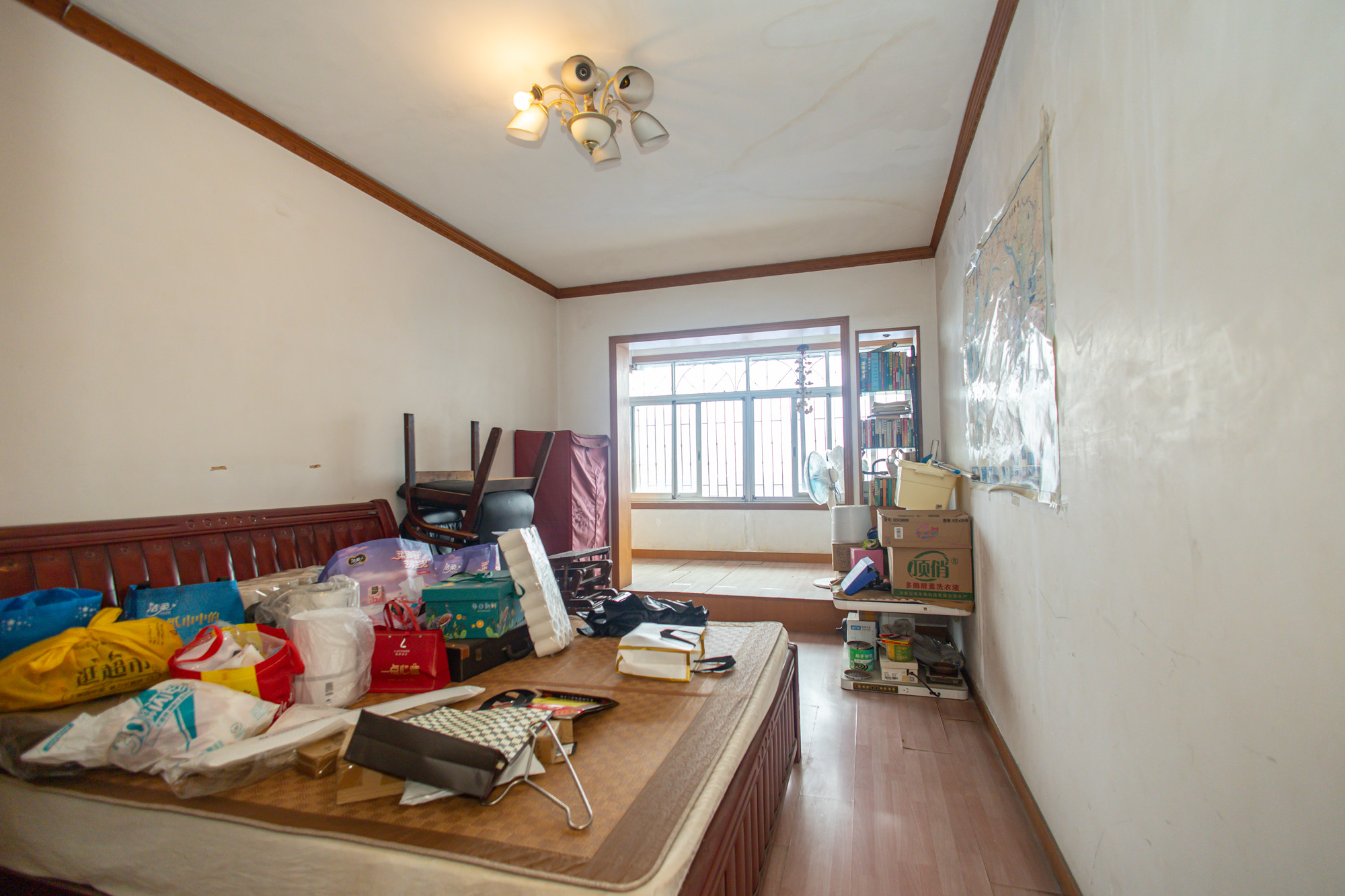 星沙六区  3室2厅2卫   56.80万卧室