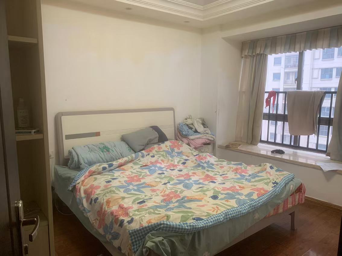 碧桂园 3室2厅1卫 1400.0元/月 碧桂园 3室2厅1卫 1400.0元/月室内图