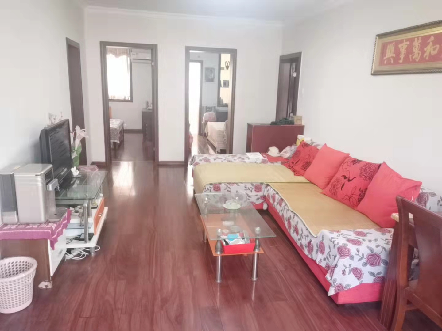 友谊路电视机厂宿舍  2室1厅1卫    1500.0元/月 友谊路电视机厂宿舍  2室1厅1卫    1500.0元/月室内图