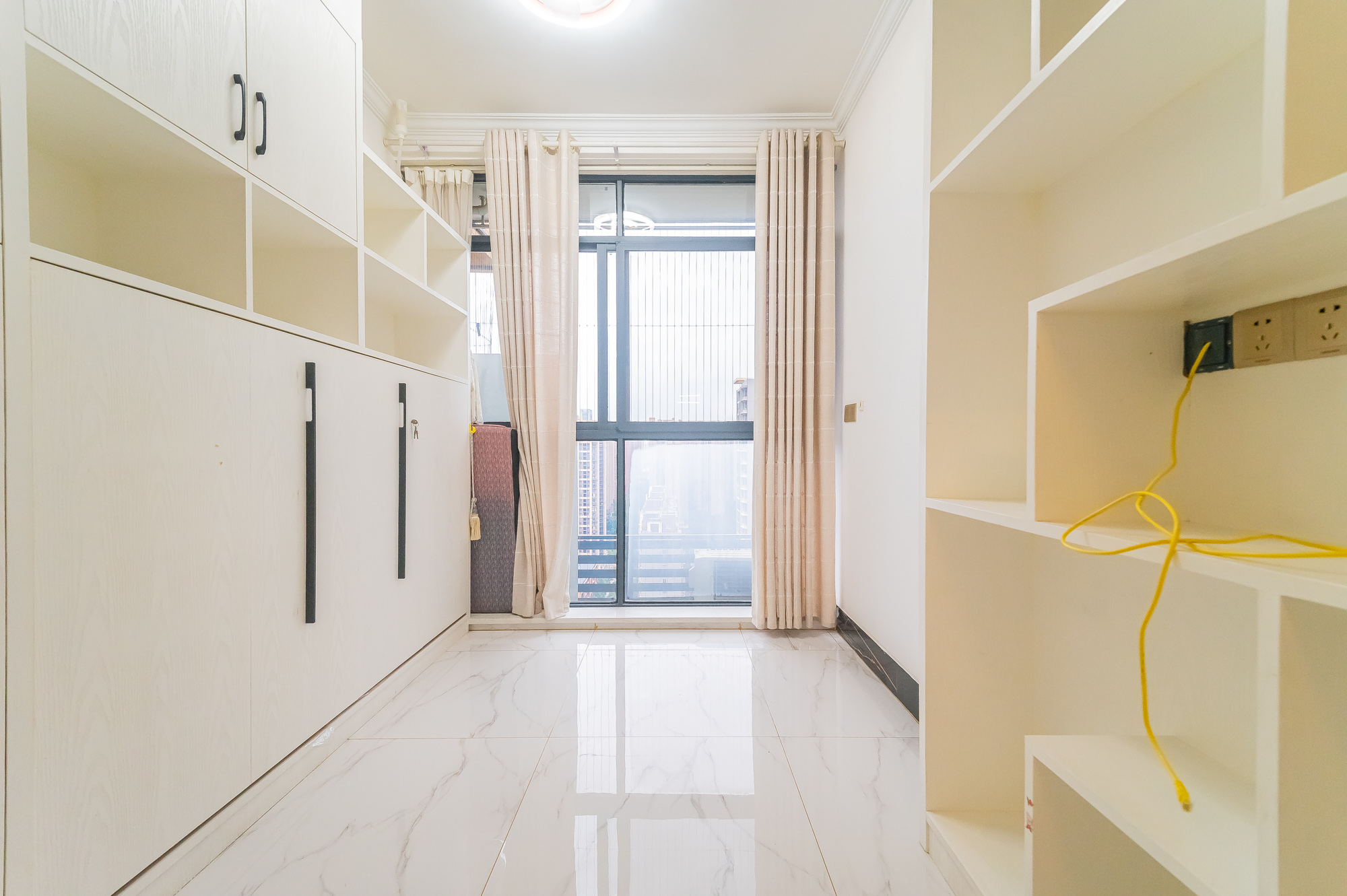 恒基凯旋门三期  3室2厅1卫    83.8万卧室