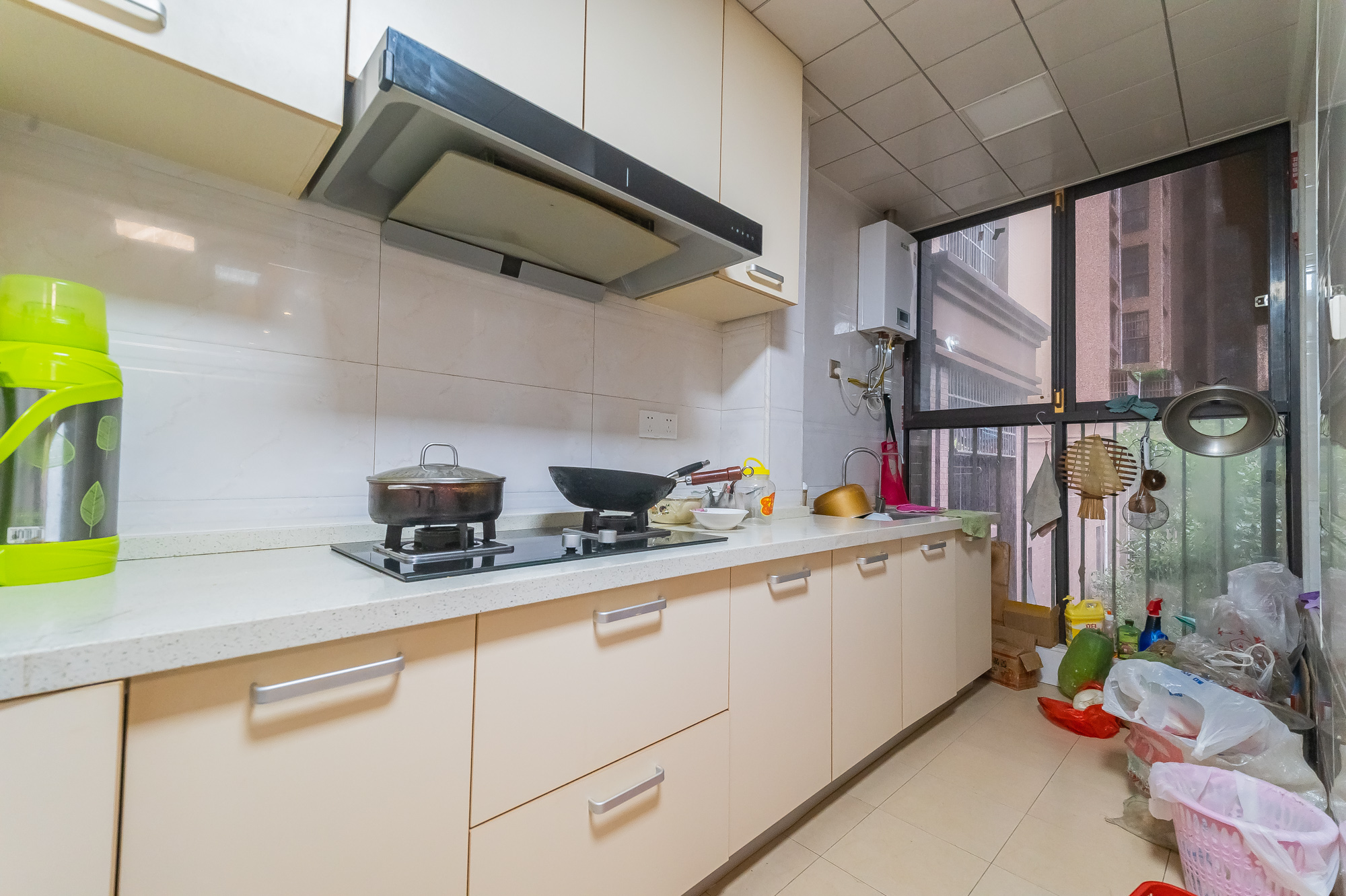 华润凤凰城三期 3室2厅1卫 68.8万 华润凤凰城三期 3室2厅1卫 68.8万厨房