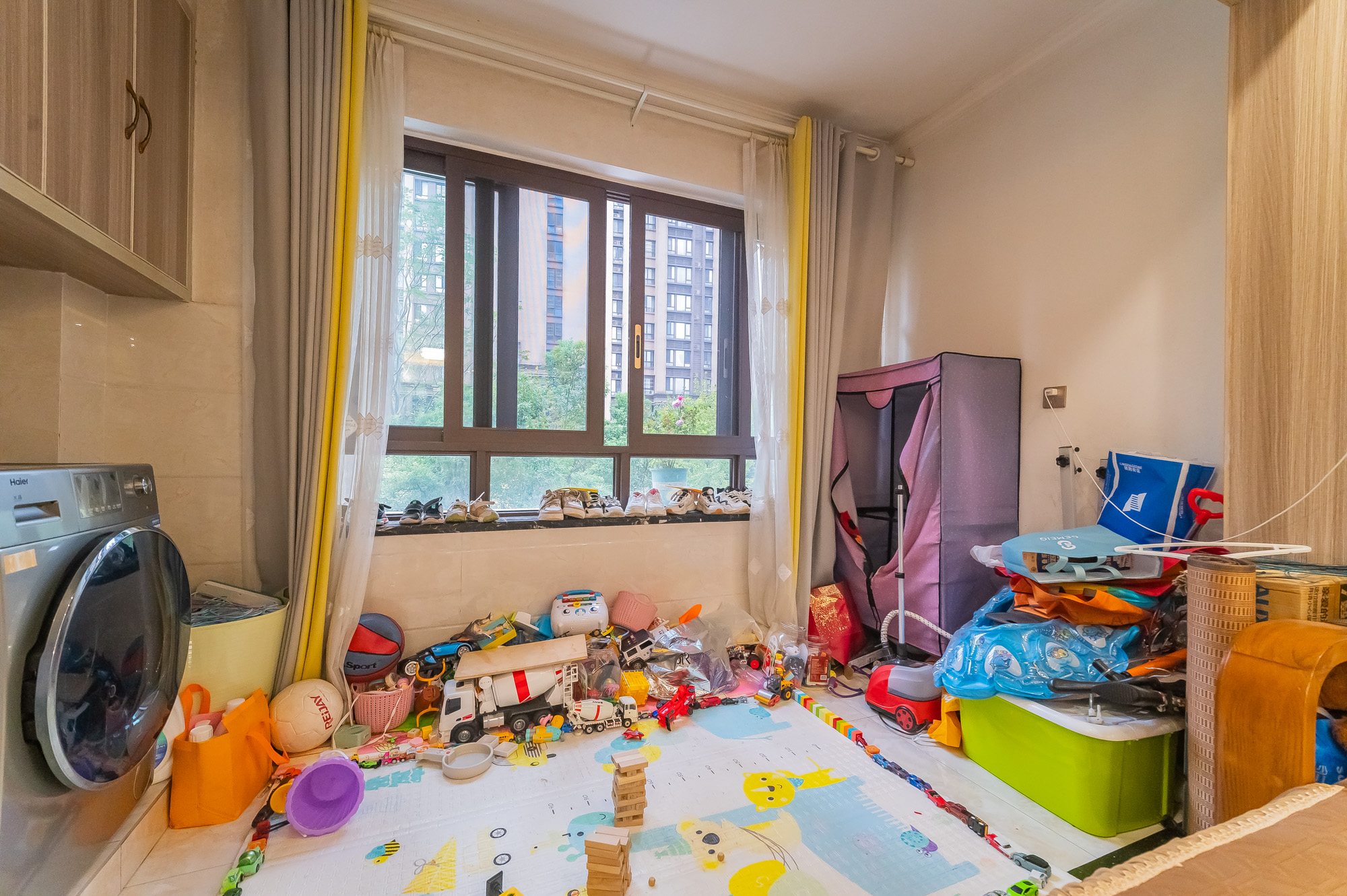 华润凤凰城三期 3室2厅1卫 68.8万 华润凤凰城三期 3室2厅1卫 68.8万阳台