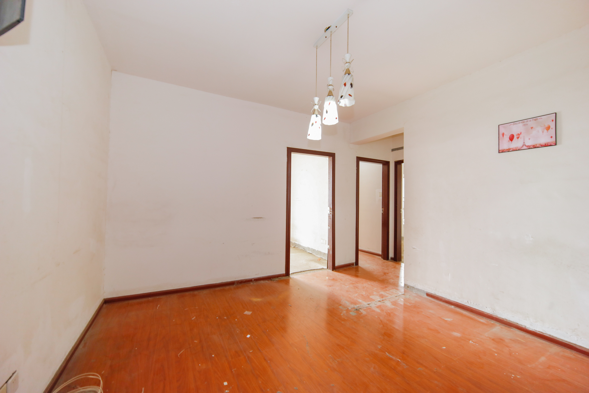 上海城小区 3室2厅1卫 80.0万 上海城小区 3室2厅1卫 80.0万客厅