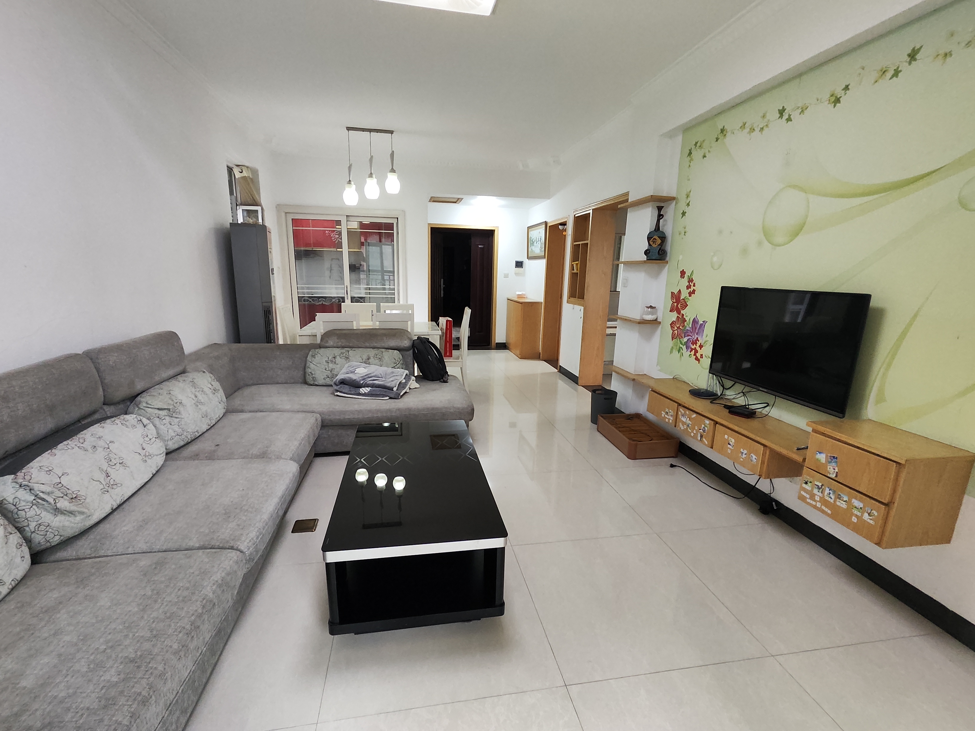 会龙山溪谷(住宅) 2室2厅1卫 1600.0元/月 会龙山溪谷(住宅) 2室2厅1卫 1600.0元/月室内图