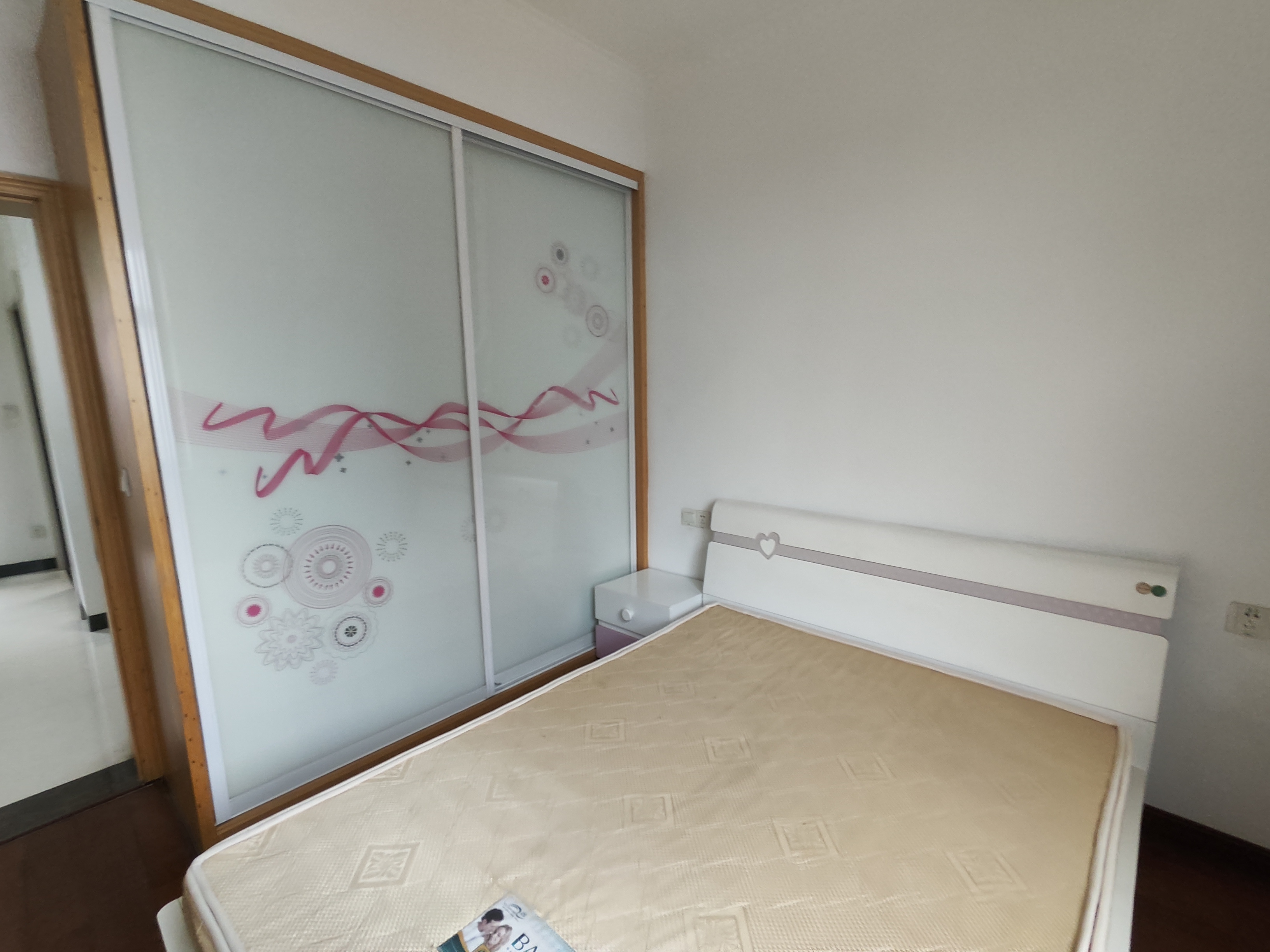 会龙山溪谷(住宅) 2室2厅1卫 1600.0元/月 会龙山溪谷(住宅) 2室2厅1卫 1600.0元/月室内图