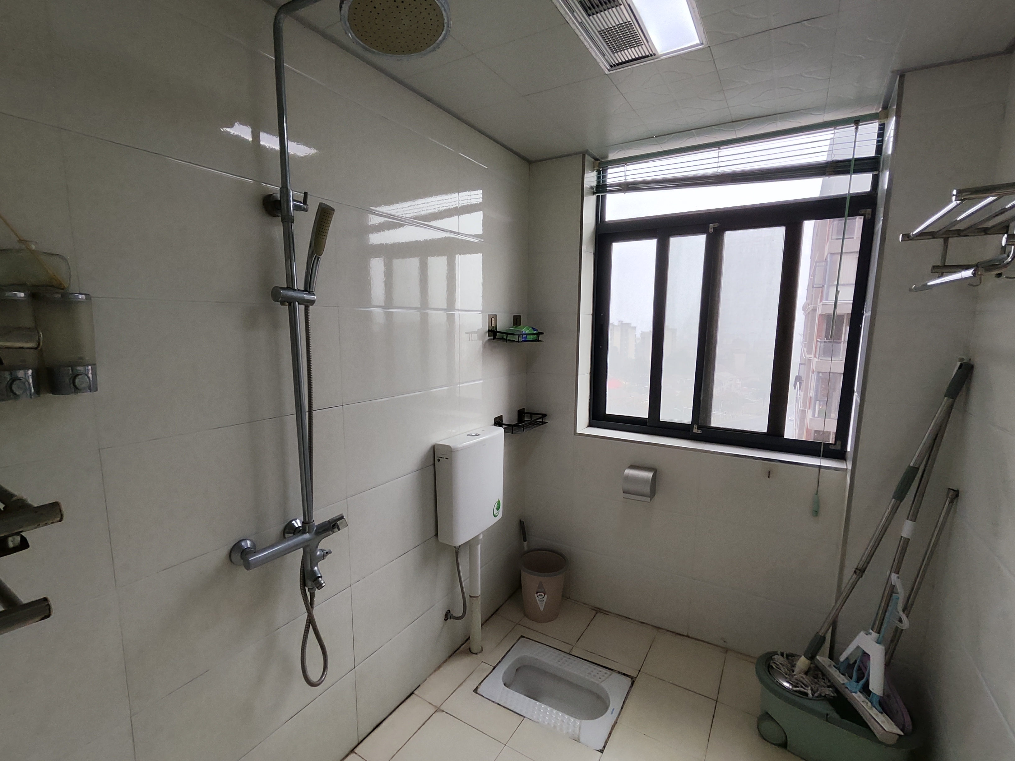 会龙山溪谷(住宅) 2室2厅1卫 1600.0元/月 会龙山溪谷(住宅) 2室2厅1卫 1600.0元/月室内图