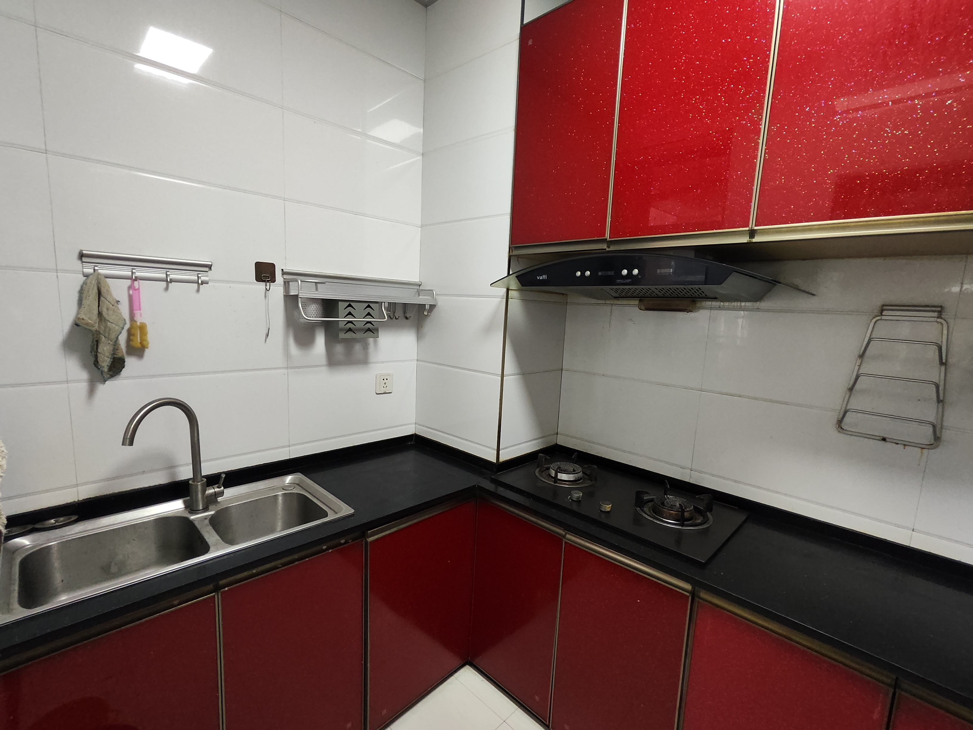 会龙山溪谷(住宅) 2室2厅1卫 1600.0元/月 会龙山溪谷(住宅) 2室2厅1卫 1600.0元/月室内图