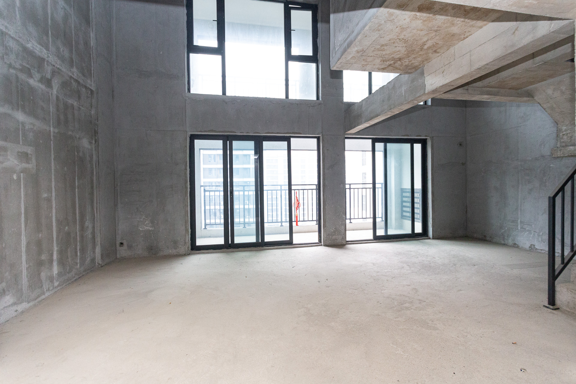 越秀湘江星汇城二期 4室2厅3卫 150.0万 越秀湘江星汇城二期 4室2厅3卫 150.0万客厅