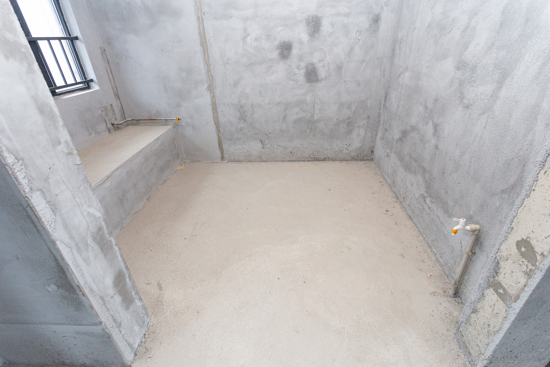 越秀湘江星汇城二期 4室2厅3卫 150.0万 越秀湘江星汇城二期 4室2厅3卫 150.0万厨房