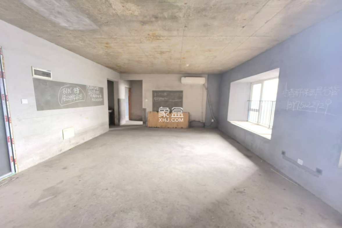 荣盛花语城 3室2厅1卫 1000.0元/月 荣盛花语城 3室2厅1卫 1000.0元/月室内图