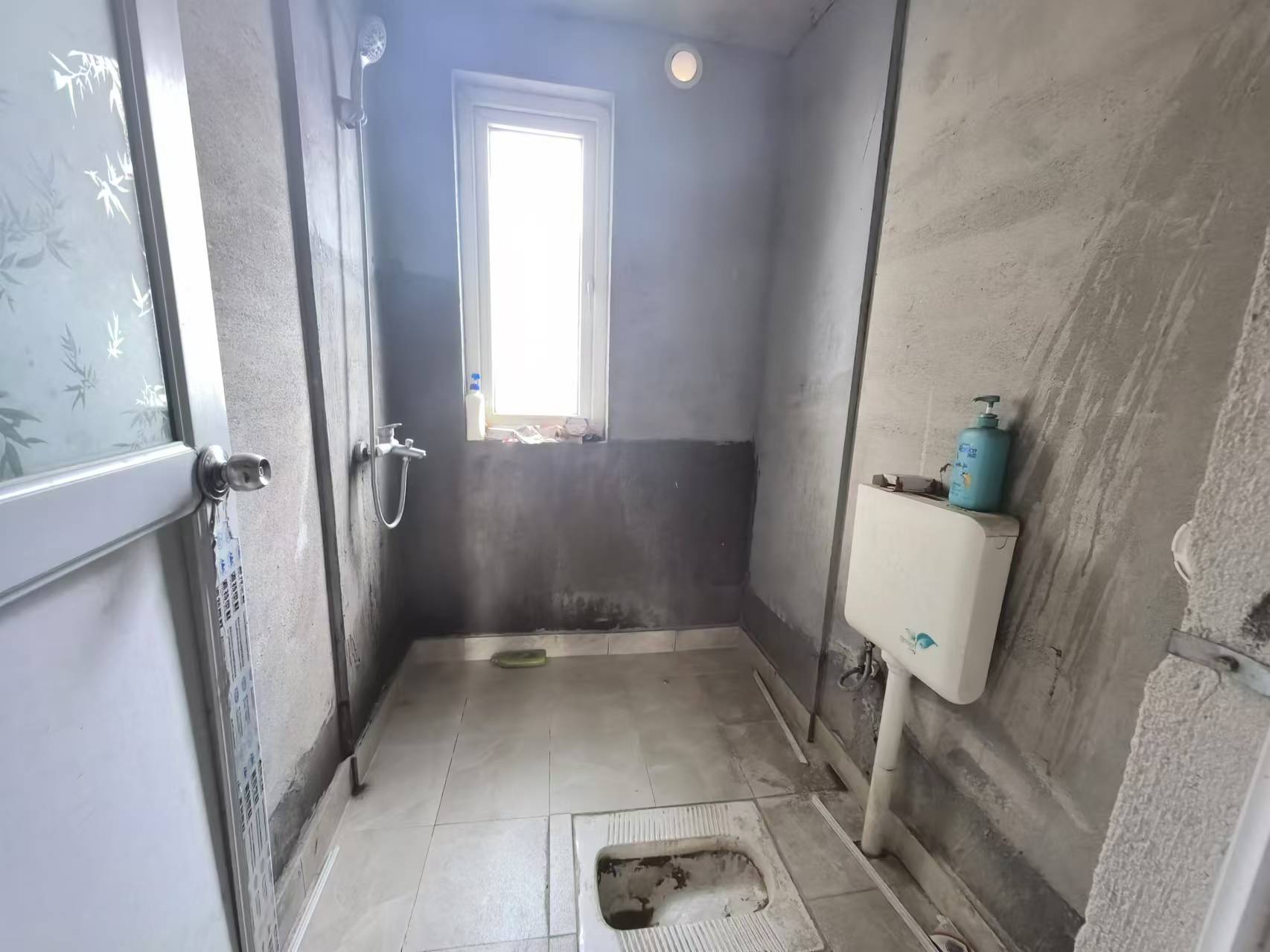 荣盛花语城 3室2厅1卫 1000.0元/月 荣盛花语城 3室2厅1卫 1000.0元/月室内图