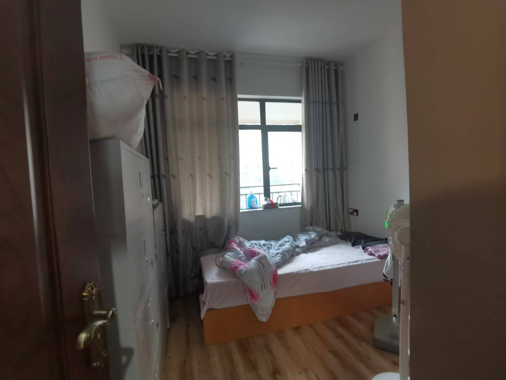 经世龙城 4室2厅2卫 99.9万 经世龙城 4室2厅2卫 99.9万室内图