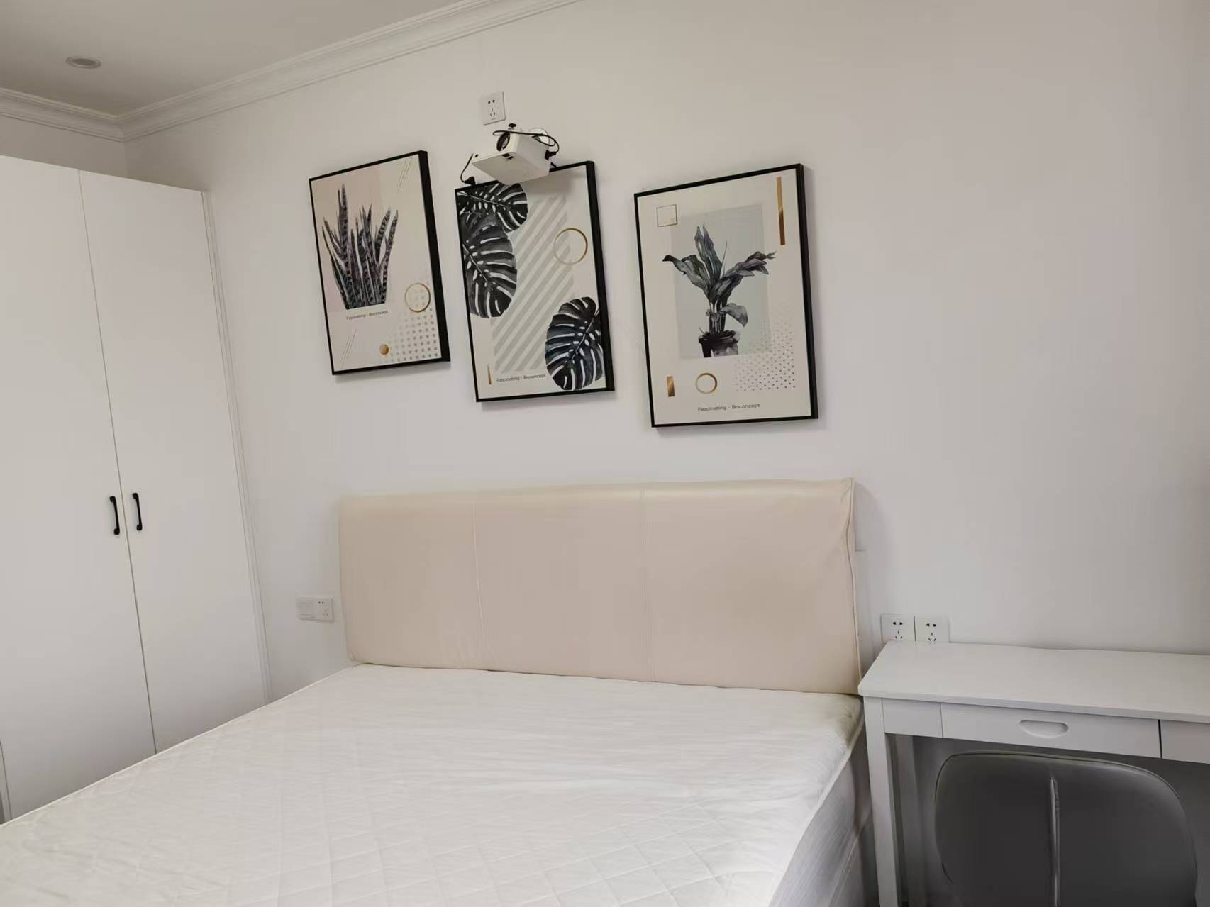 洋湖时代  1室1厅1卫    1200.0元/月 洋湖时代  1室1厅1卫    1200.0元/月室内图