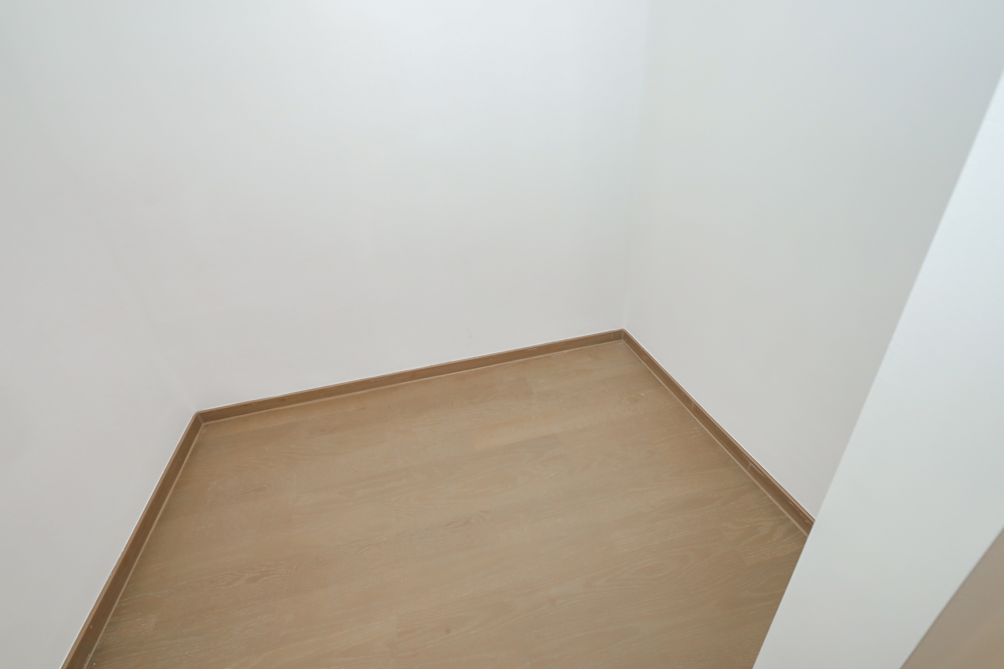 滨江府1913 4室2厅3卫 440.0万 滨江府1913 4室2厅3卫 440.0万其他