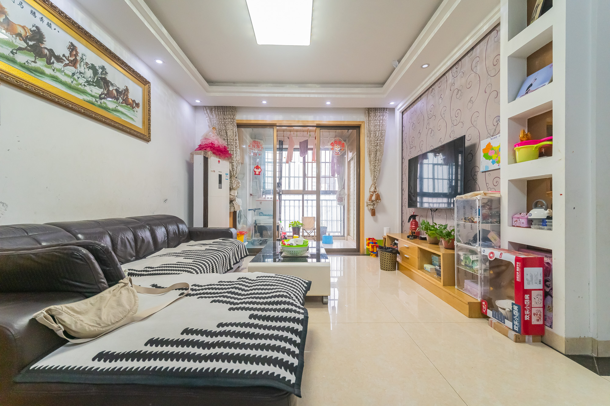 家和院 3室1厅1卫 61.8万 家和院 3室1厅1卫 61.8万客厅