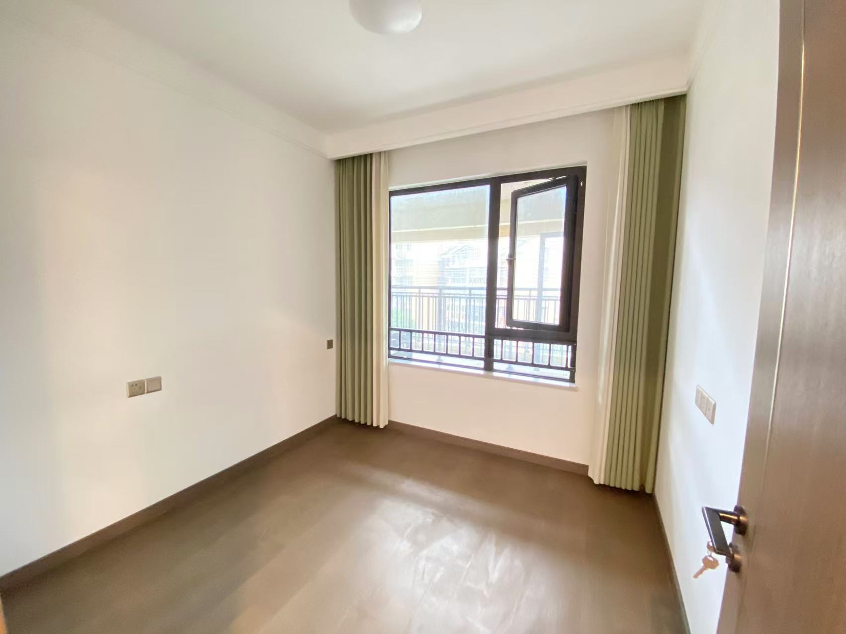 龙湖日盛奕境 3室2厅2卫 2500.0元/月 龙湖日盛奕境 3室2厅2卫 2500.0元/月室内图