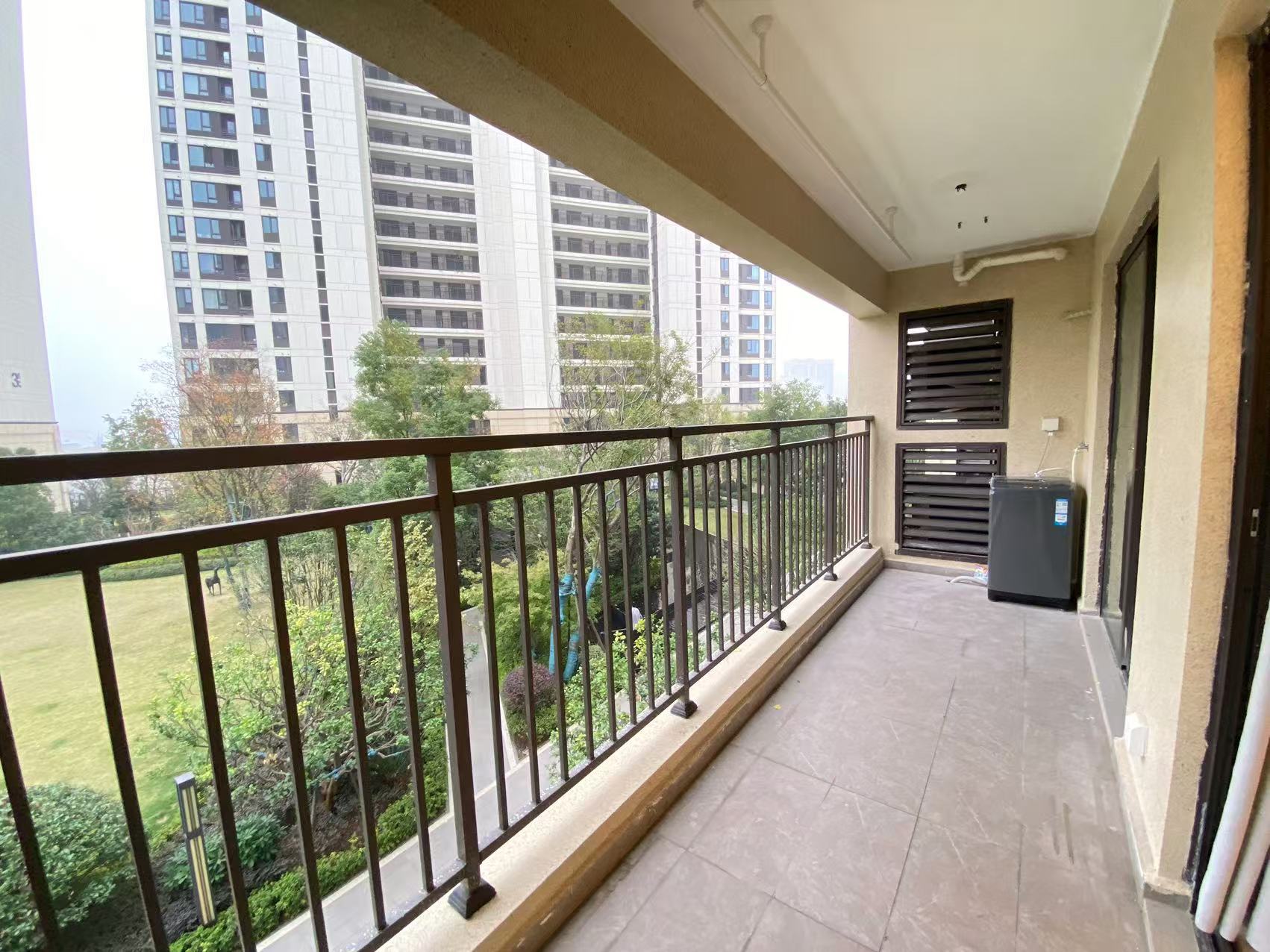 龙湖日盛奕境 3室2厅2卫 2500.0元/月 龙湖日盛奕境 3室2厅2卫 2500.0元/月室内图