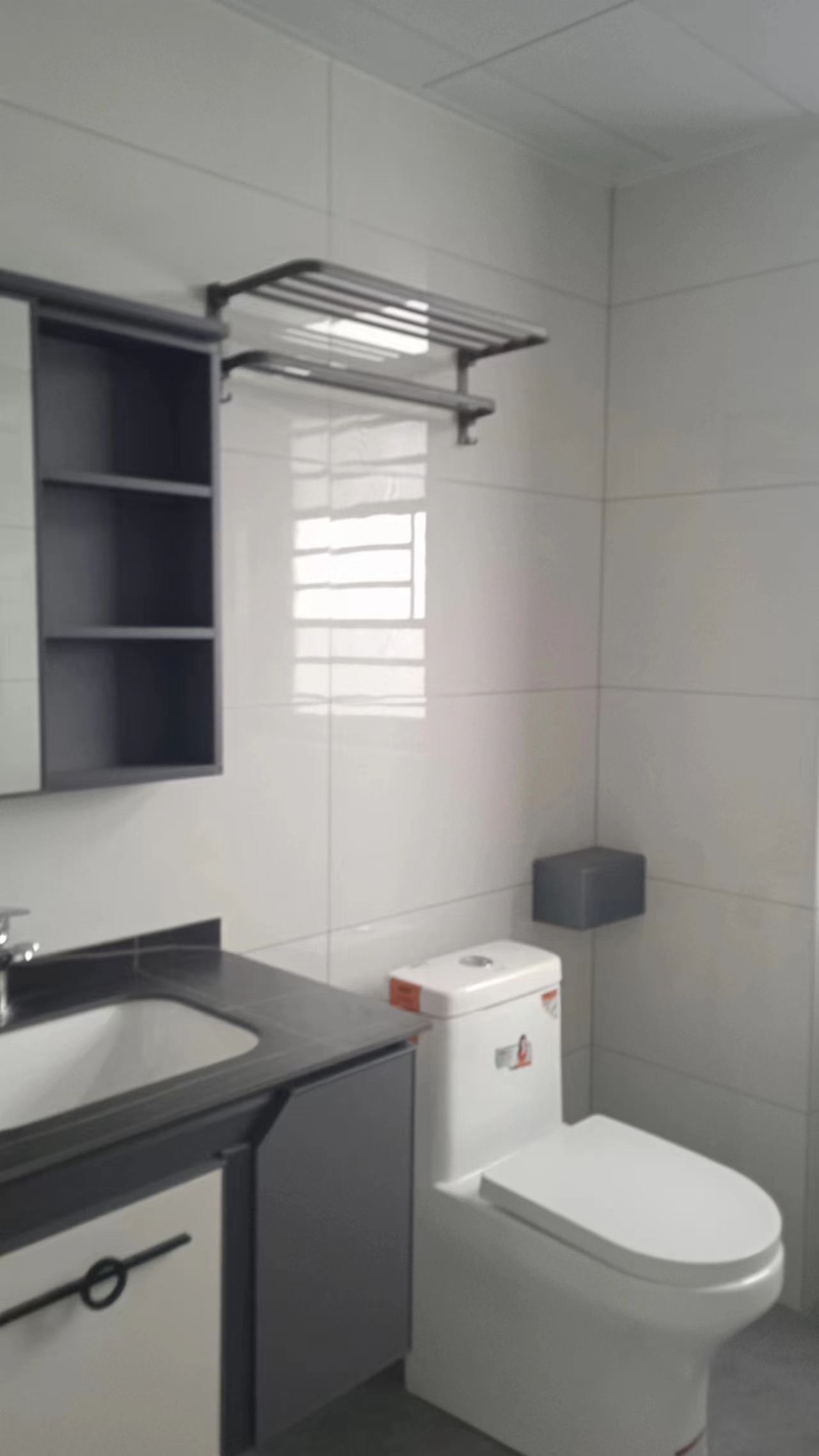 恒祥苑 3室2厅2卫 98.0万 恒祥苑 3室2厅2卫 98.0万室内图