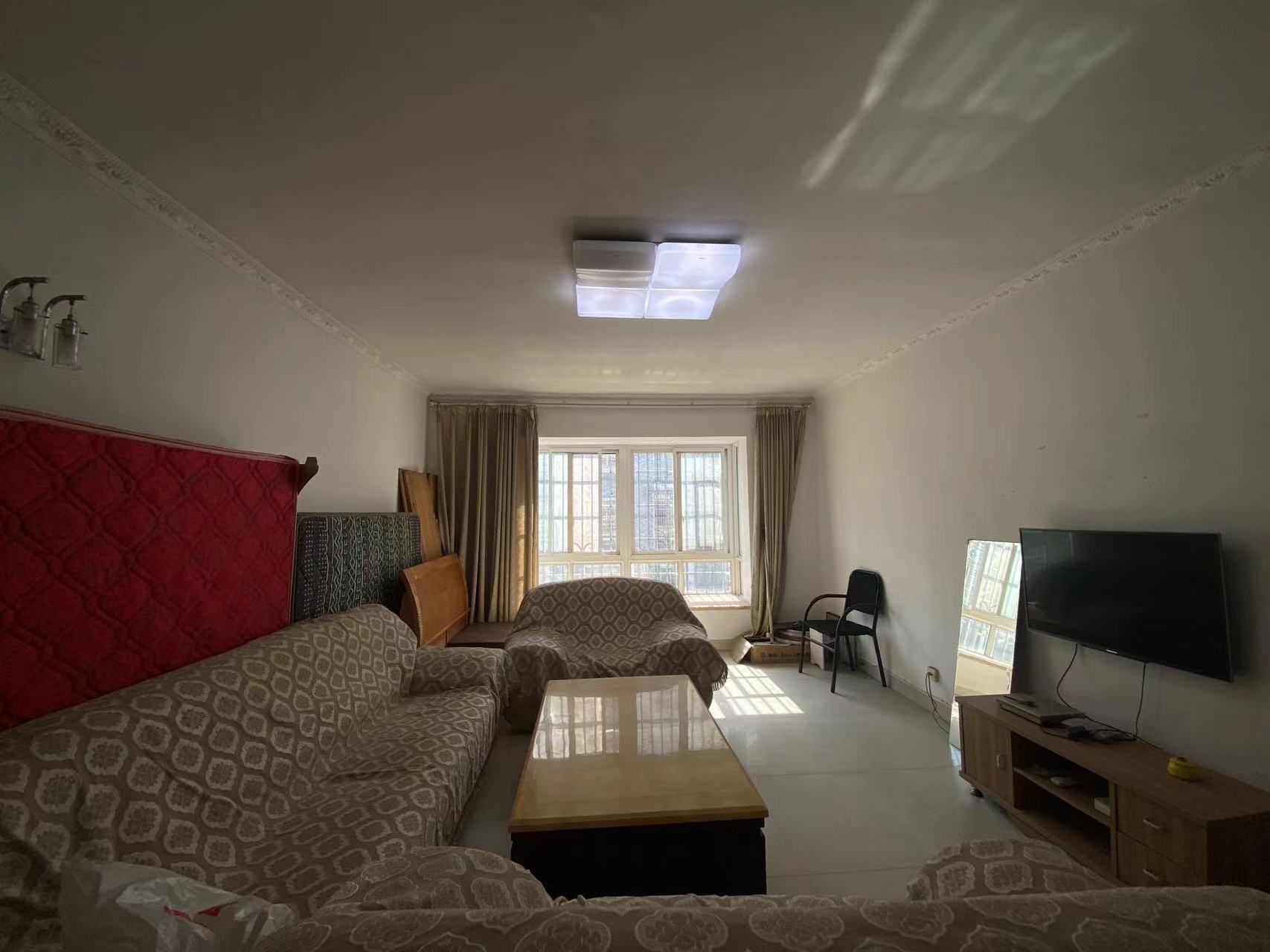 枫溪苑 4室2厅2卫 2000.0元/月 枫溪苑 4室2厅2卫 2000.0元/月室内图