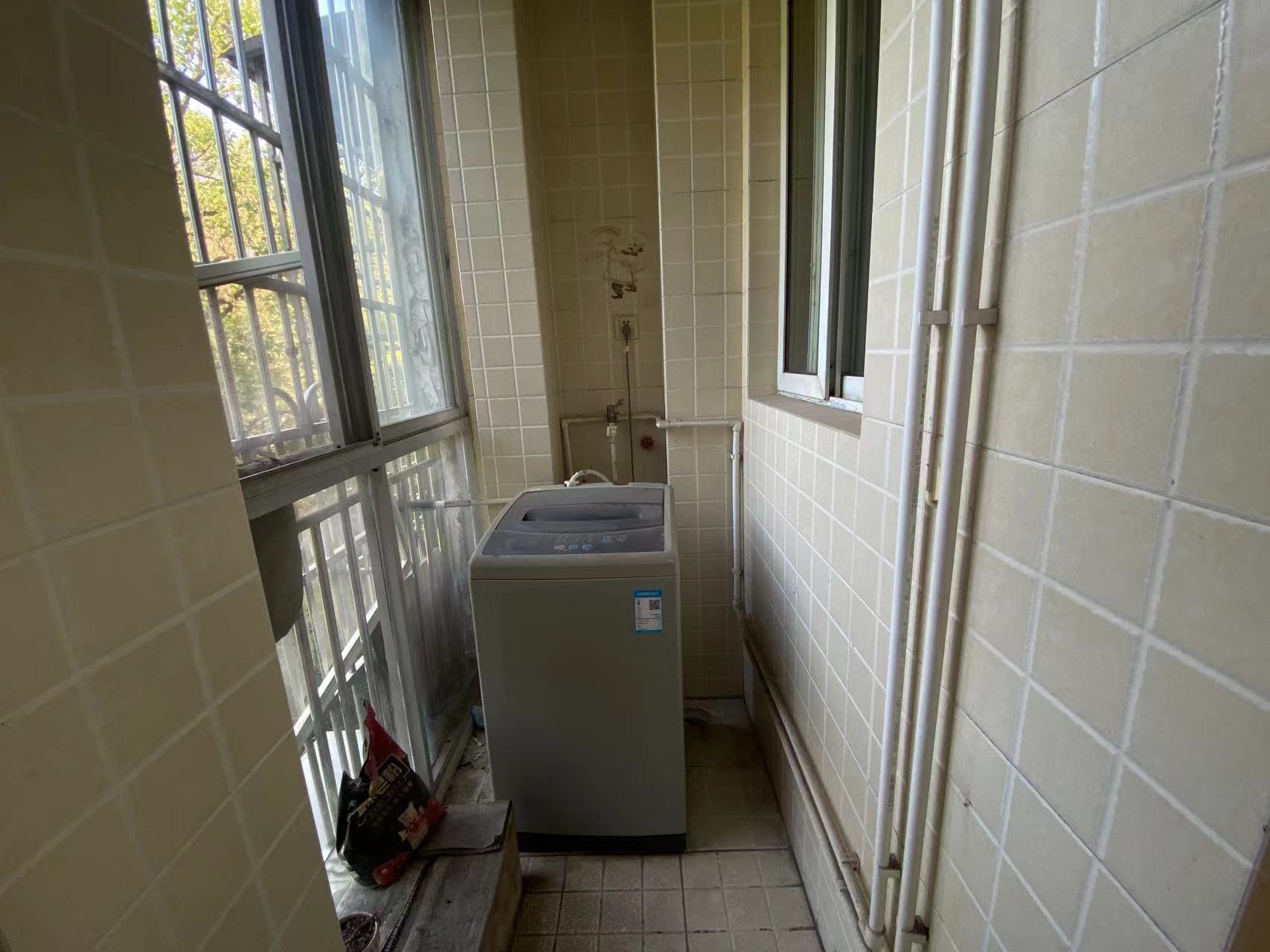 枫溪苑 4室2厅2卫 2000.0元/月 枫溪苑 4室2厅2卫 2000.0元/月室内图