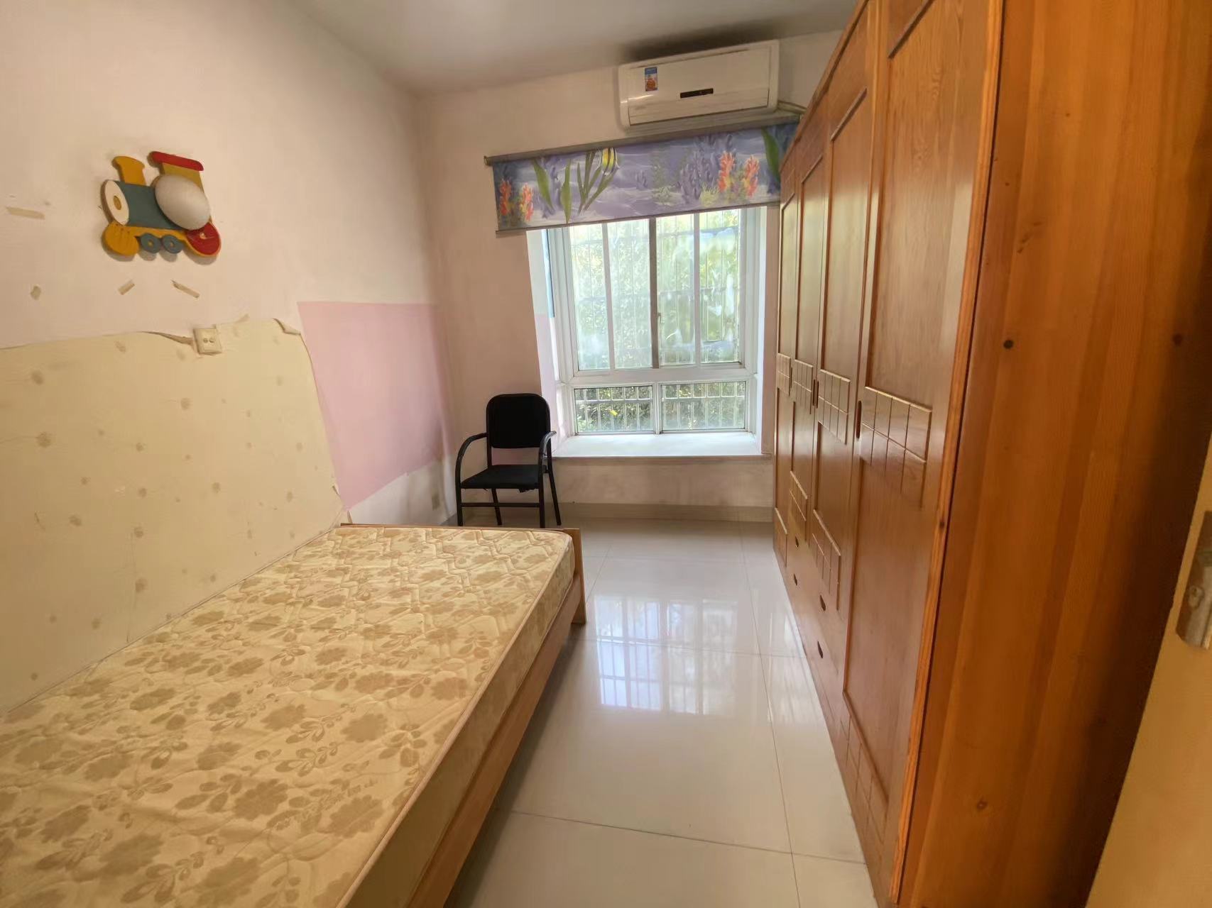 枫溪苑 4室2厅2卫 2000.0元/月 枫溪苑 4室2厅2卫 2000.0元/月室内图