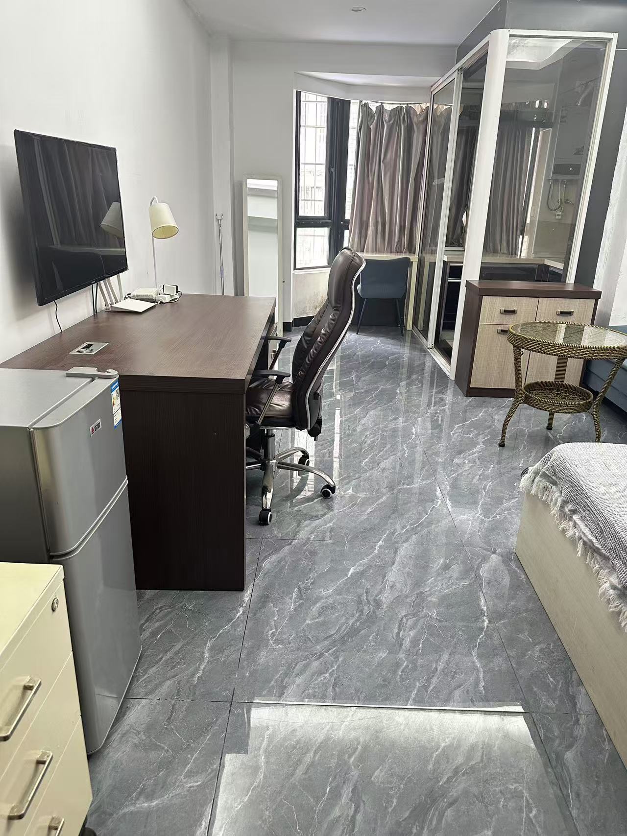 丰园公寓  1室1厅1卫    1100.0元/月 丰园公寓  1室1厅1卫    1100.0元/月室内图