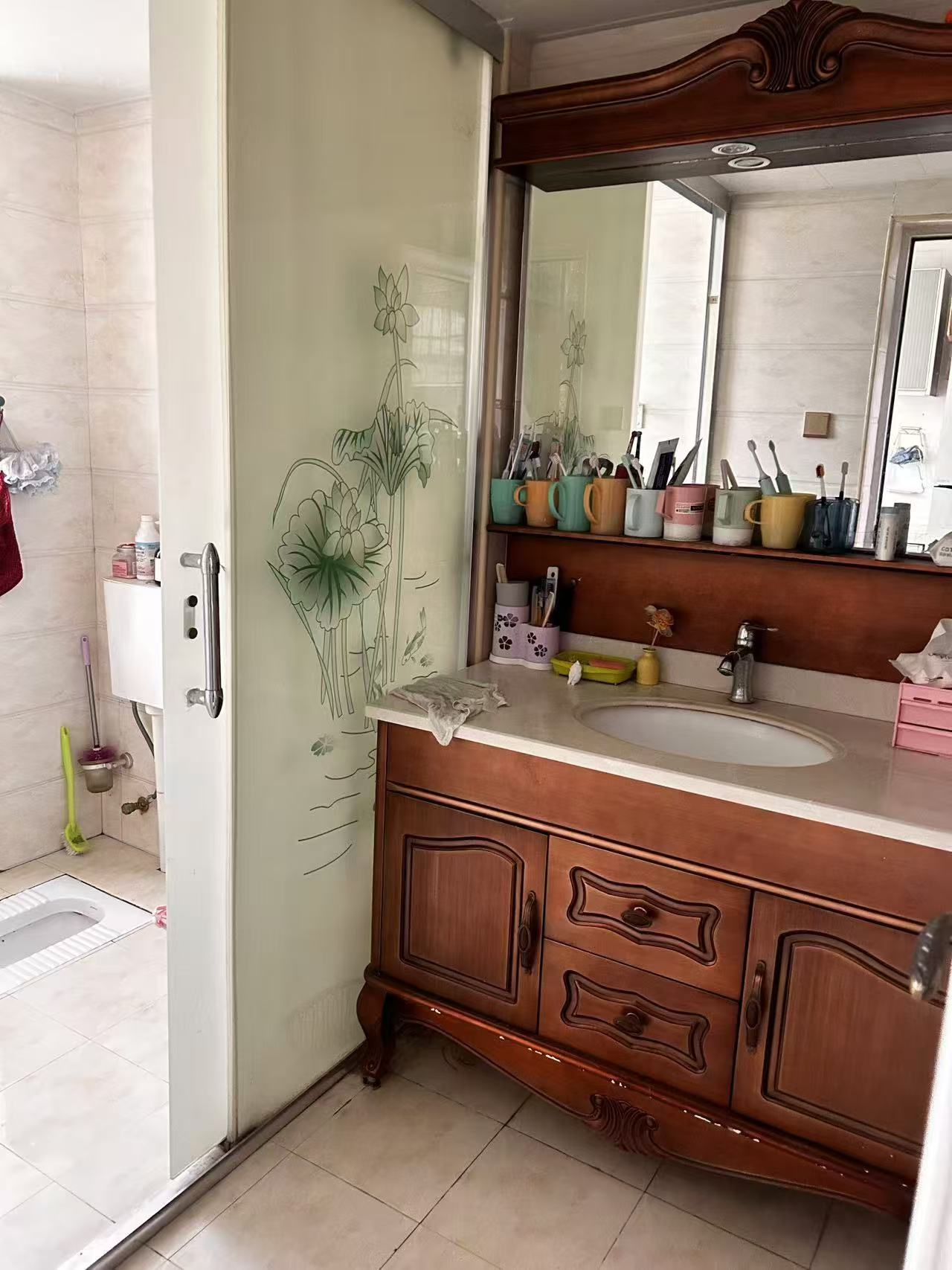 万豪城市花园 3室2厅2卫 2500.0元/月 万豪城市花园 3室2厅2卫 2500.0元/月室内图