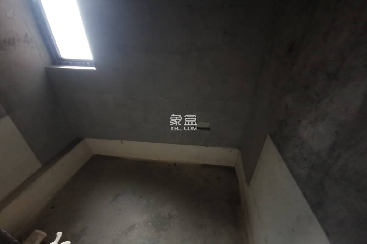 大汉月亮河畔 4室2厅2卫 1200.0元/月 大汉月亮河畔 4室2厅2卫 1200.0元/月室内图