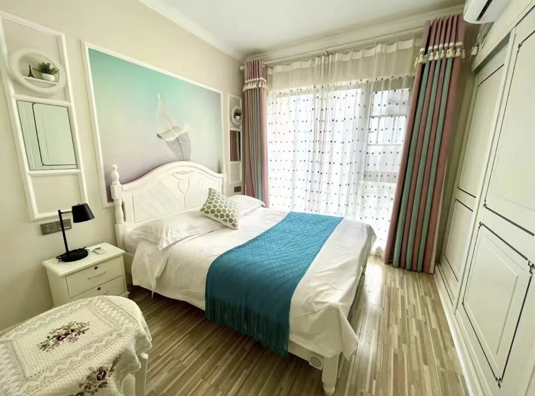 华润五彩城 2室1厅1卫 1900.0元/月 华润五彩城 2室1厅1卫 1900.0元/月室内图