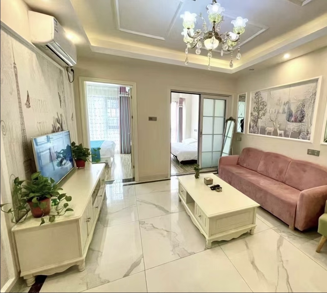 华润五彩城 2室1厅1卫 1900.0元/月 华润五彩城 2室1厅1卫 1900.0元/月室内图