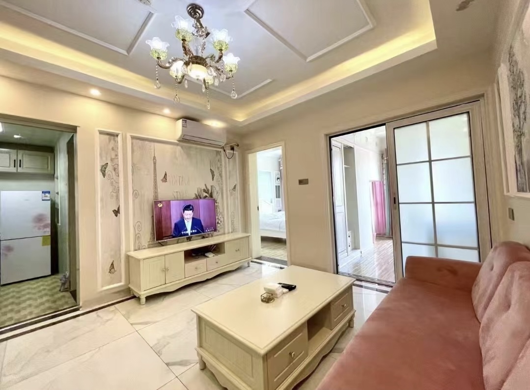 华润五彩城 2室1厅1卫 1900.0元/月 华润五彩城 2室1厅1卫 1900.0元/月室内图