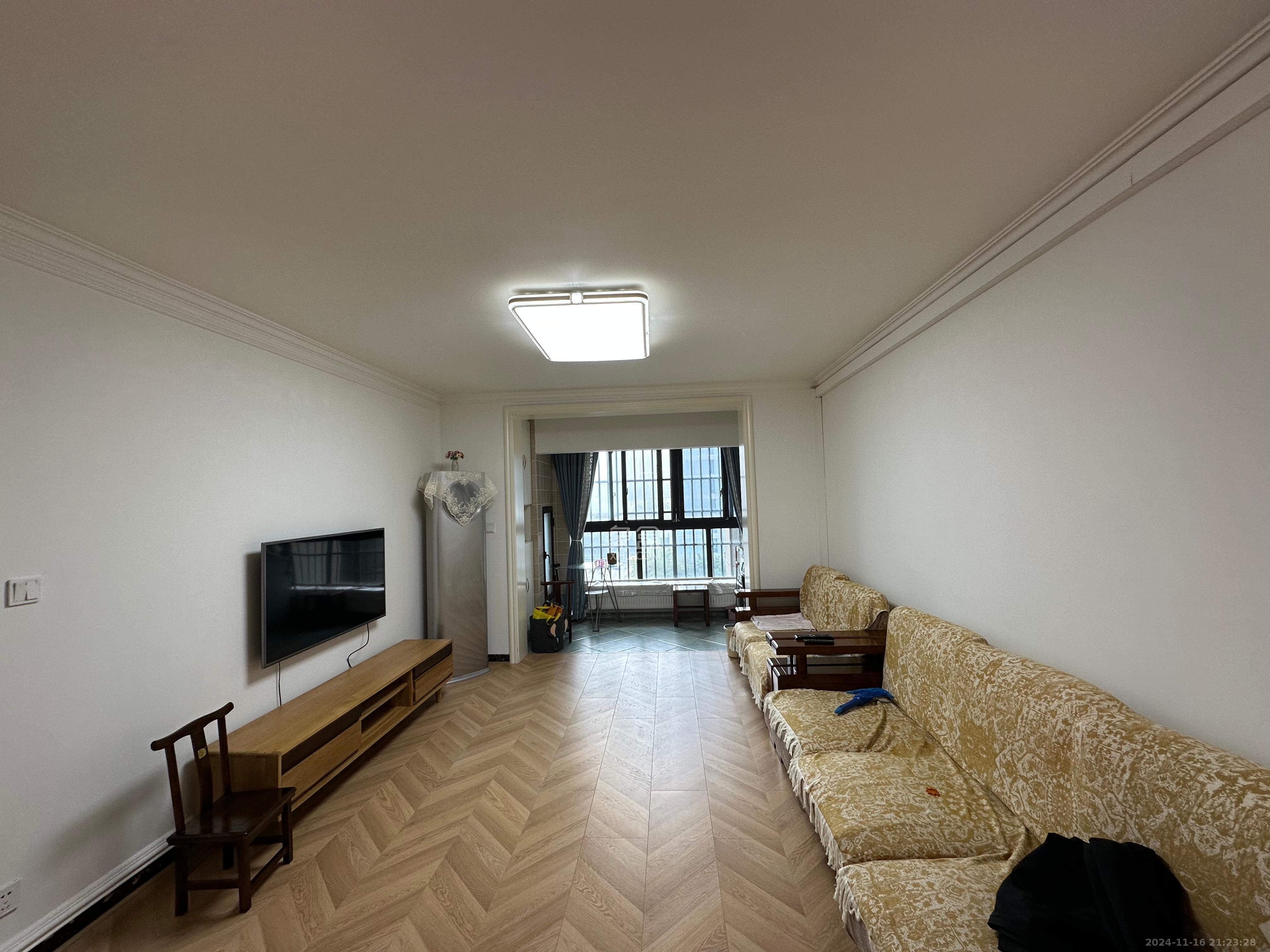 振业城二期 4室2厅2卫 3500.0元/月 振业城二期 4室2厅2卫 3500.0元/月室内图