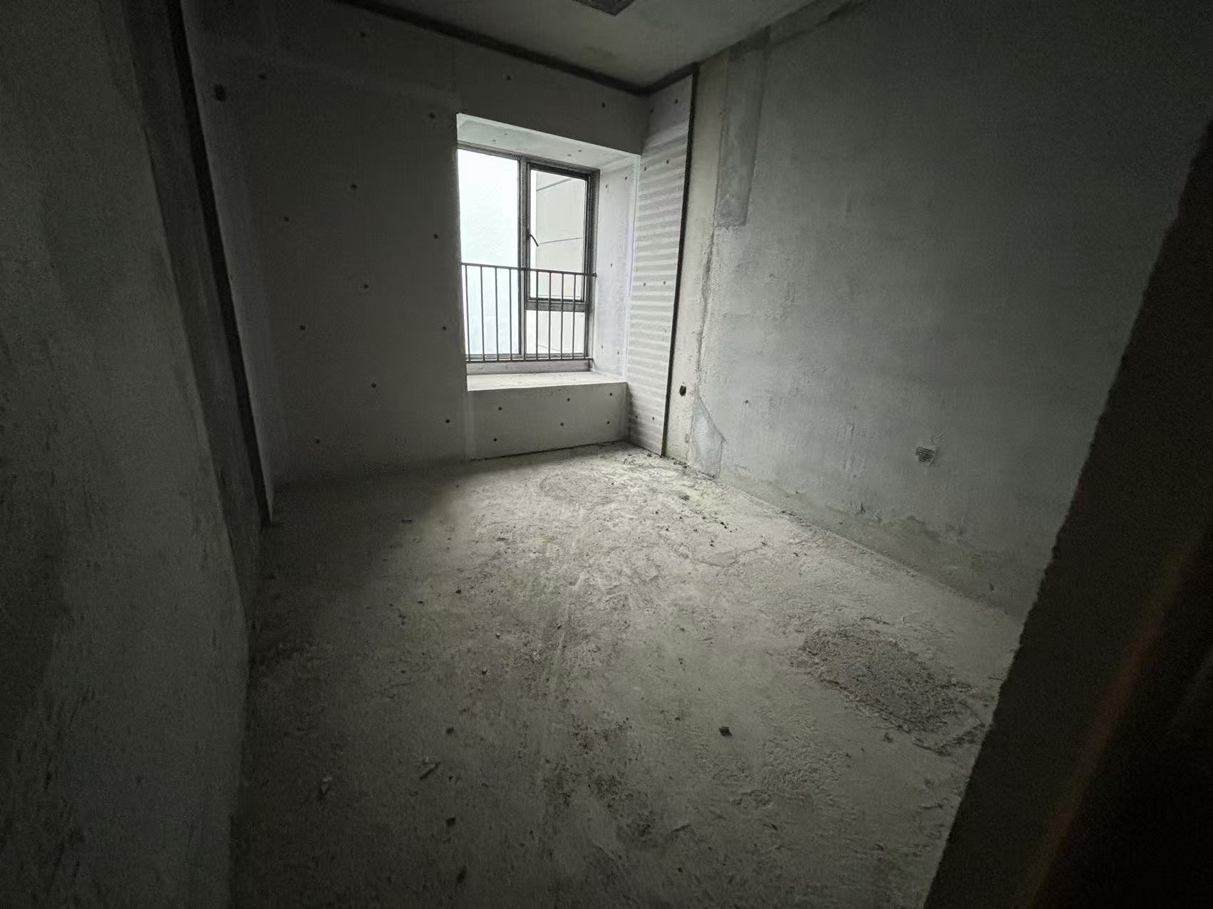 汉唐翰林府 4室2厅2卫 1500.0元/月 汉唐翰林府 4室2厅2卫 1500.0元/月室内图