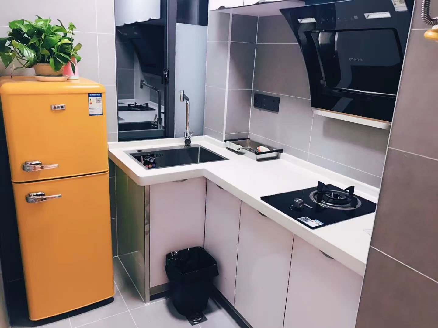 东城商业广场(东成)  1室1厅1卫    1700.0元/月 东城商业广场(东成)  1室1厅1卫    1700.0元/月室内图