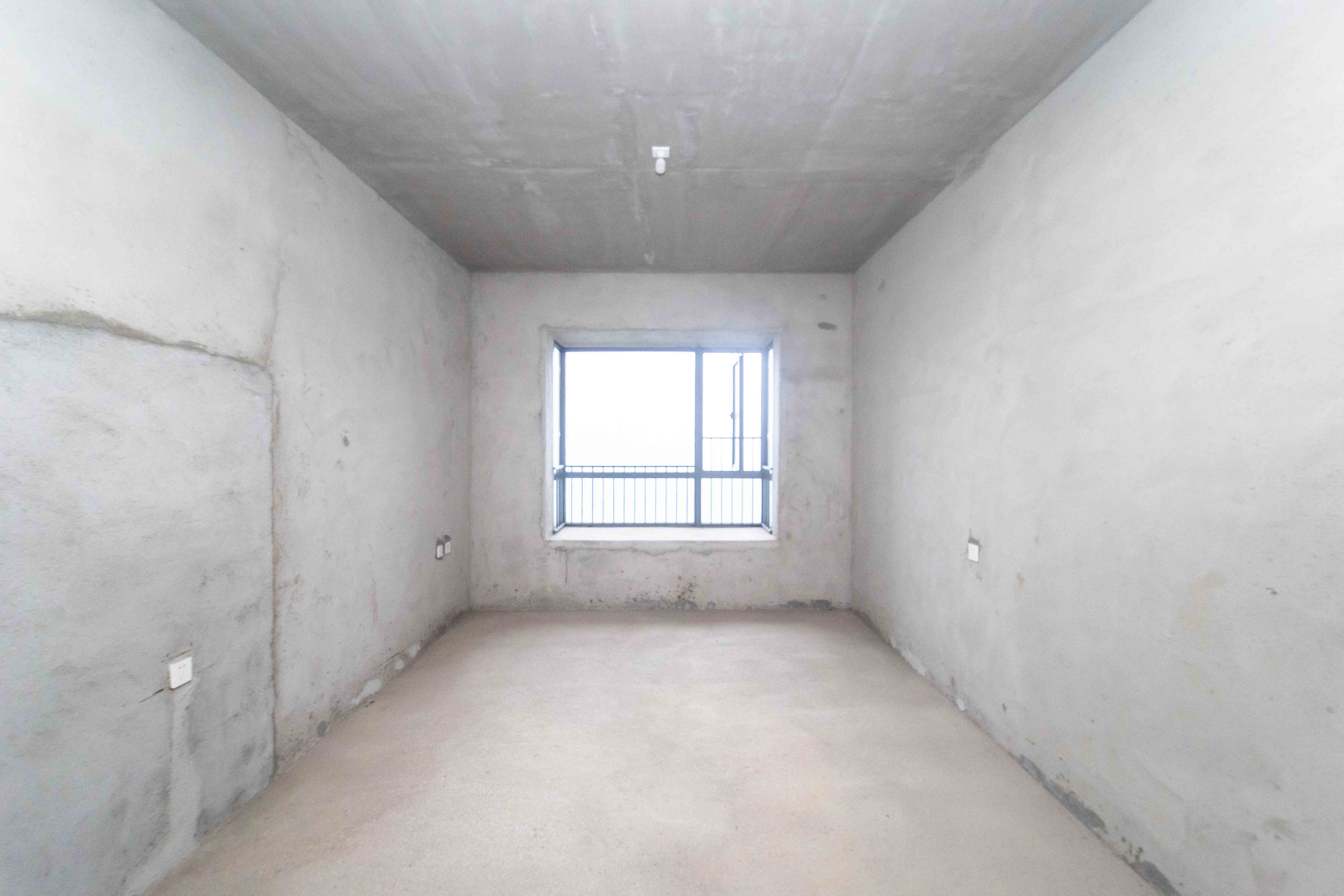 宝能公馆(美联天骄城五期) 4室2厅2卫 180.0万 宝能公馆(美联天骄城五期) 4室2厅2卫 180.0万卧室