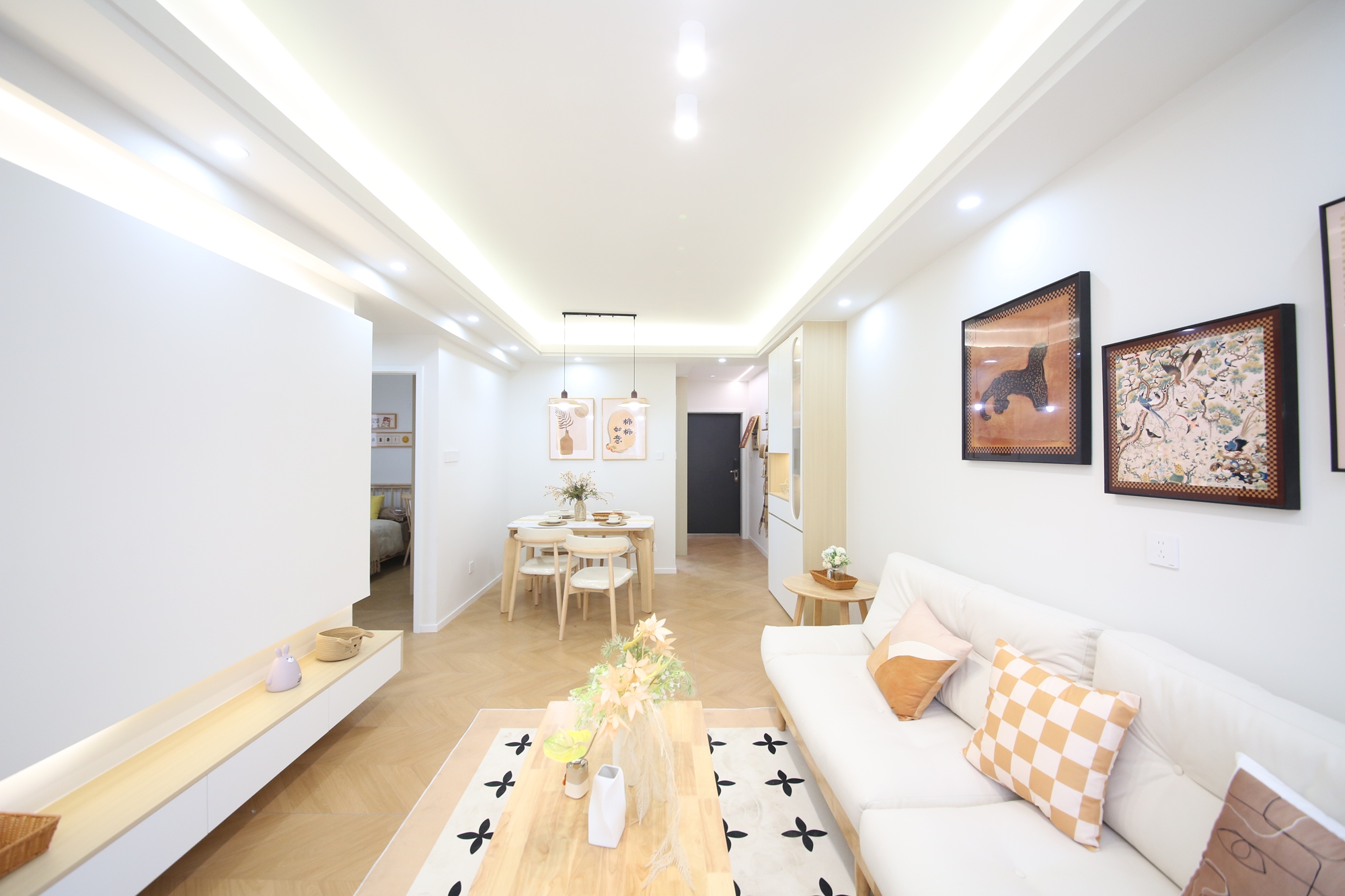 凯通国际城（凯通朝庭）  2室2厅1卫    79.8万客厅