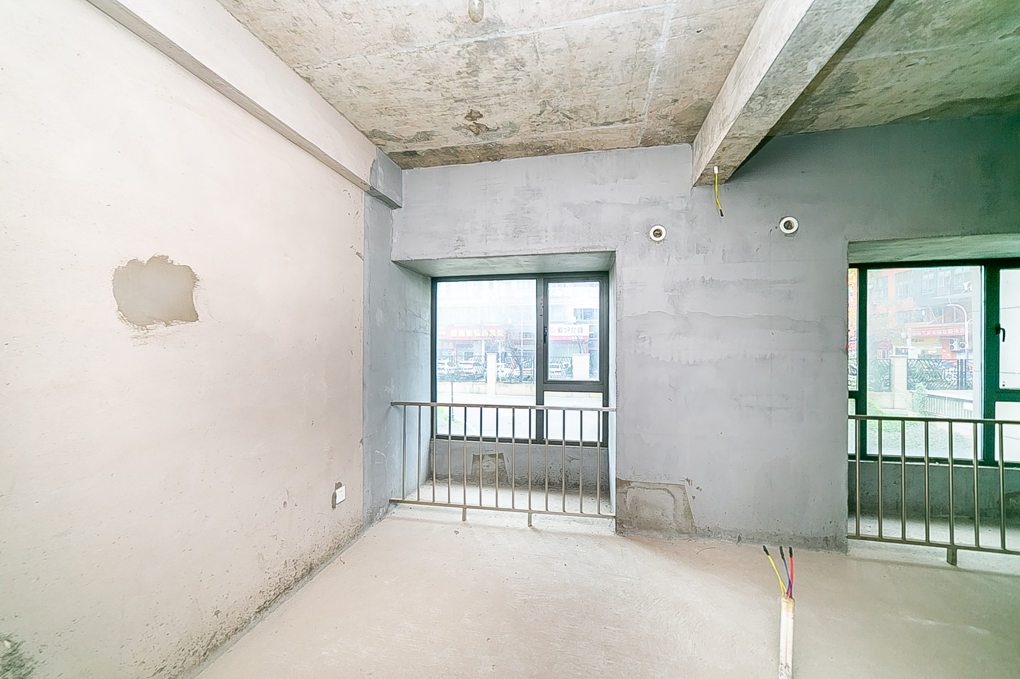 华银南苑融域 3室1厅1卫 96.0万 华银南苑融域 3室1厅1卫 96.0万卧室