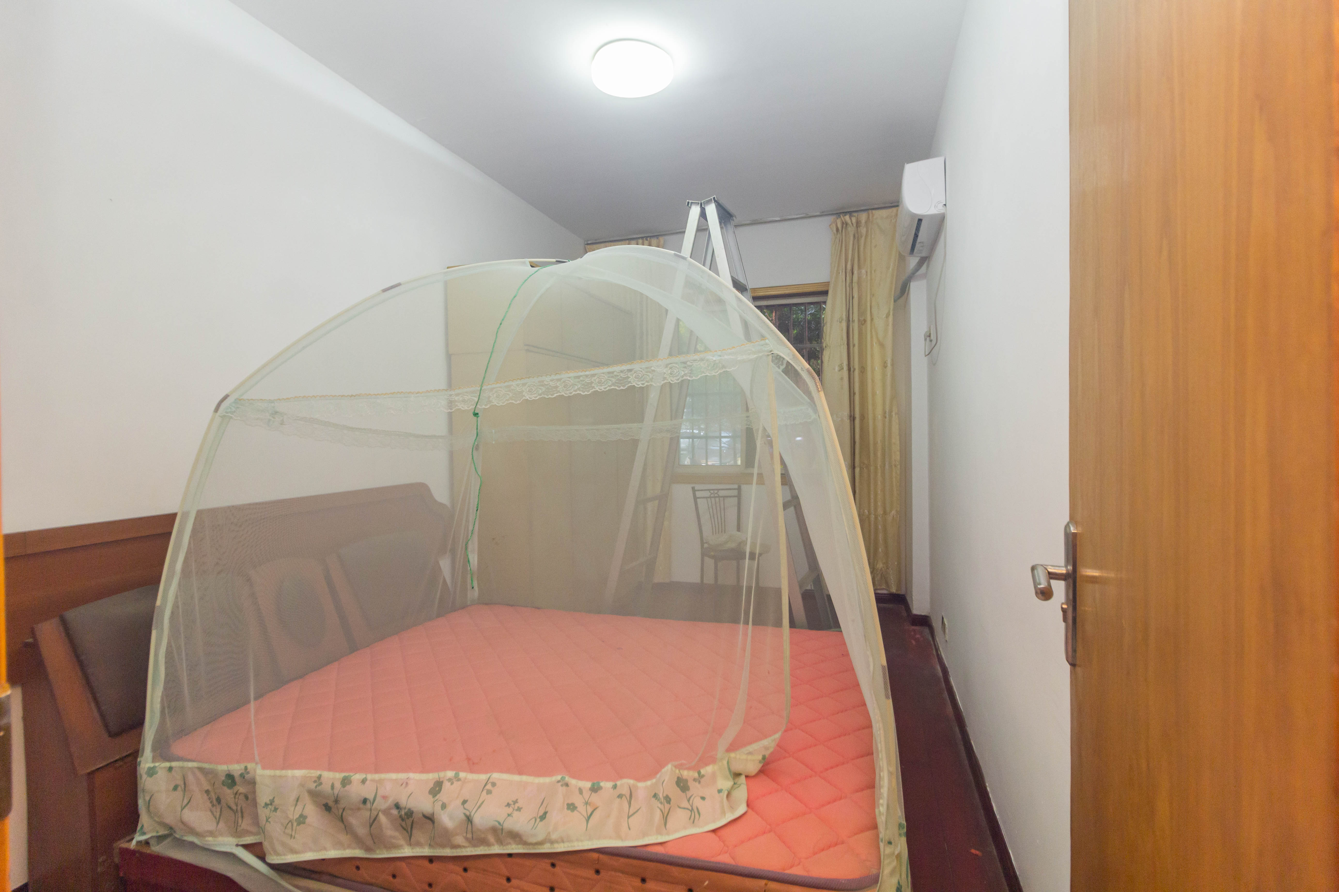 东城名苑 3室2厅2卫 1500.0元/月 东城名苑 3室2厅2卫 1500.0元/月室内图